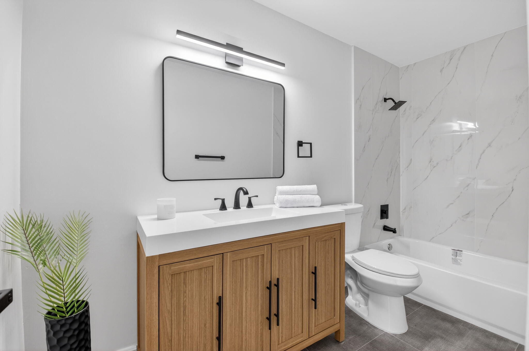 RAINBERRY BAY SEC 1-A - Residential Lease