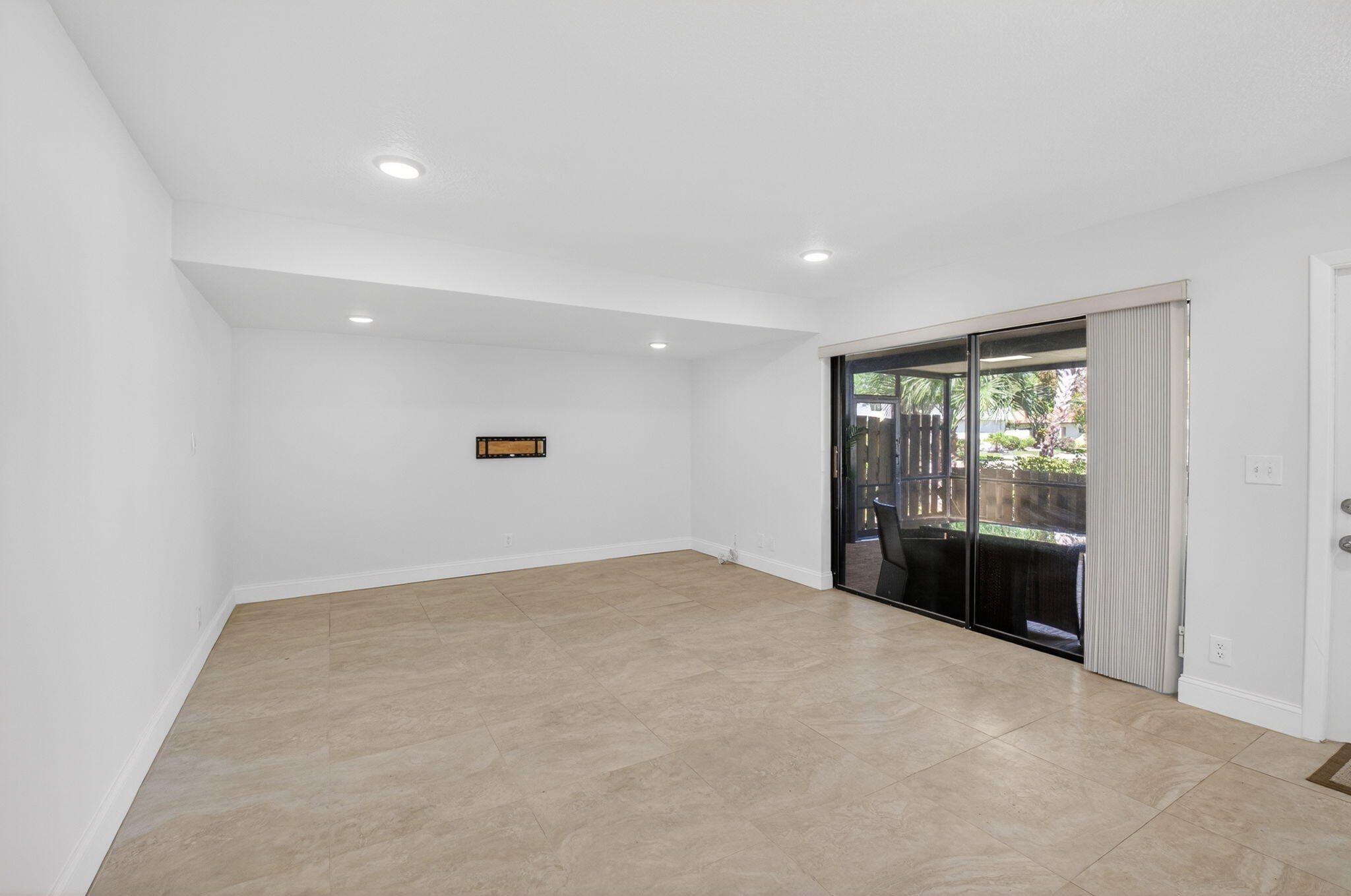 RAINBERRY BAY SEC 1-A - Residential Lease