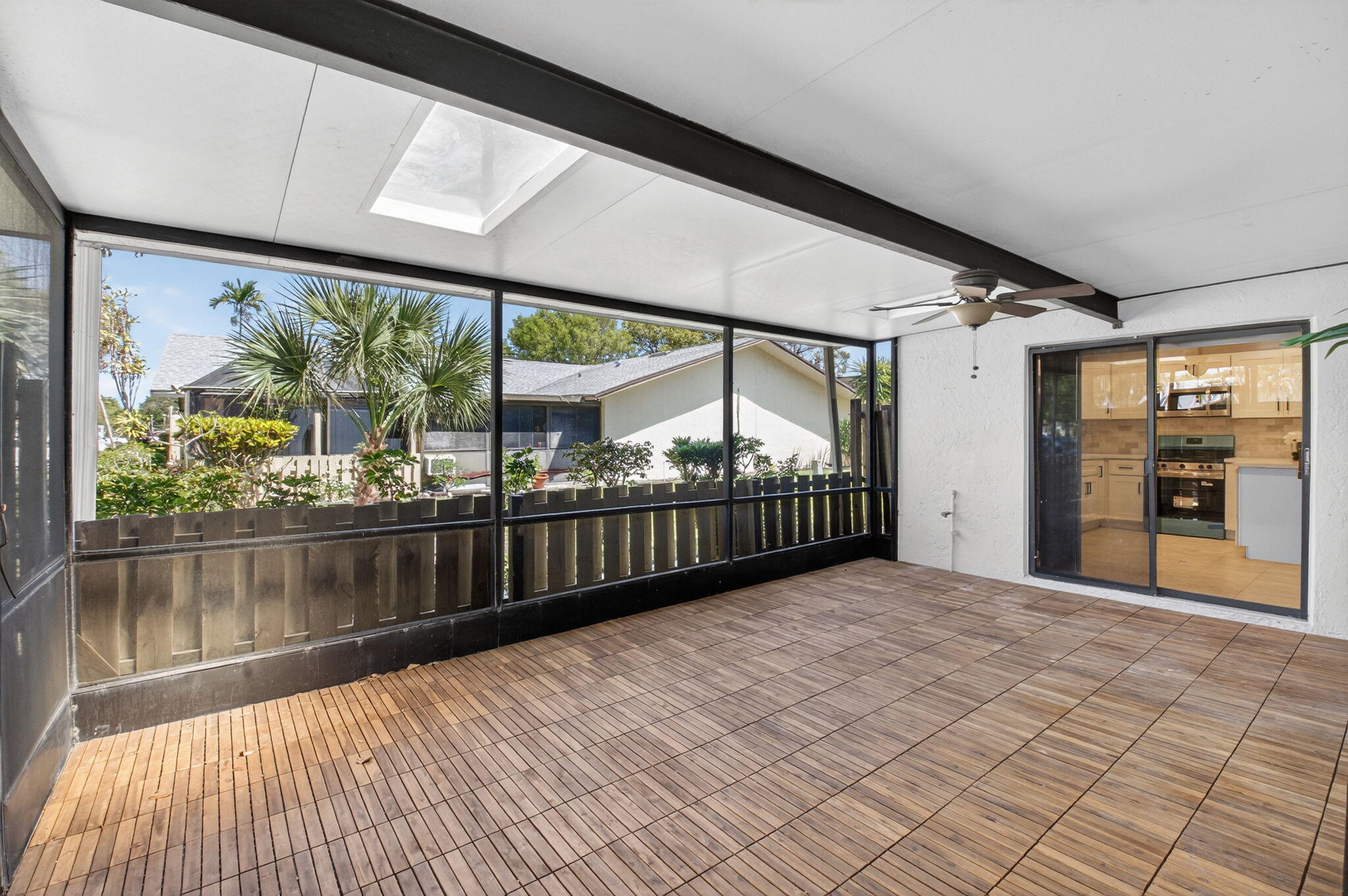RAINBERRY BAY SEC 1-A - Residential Lease