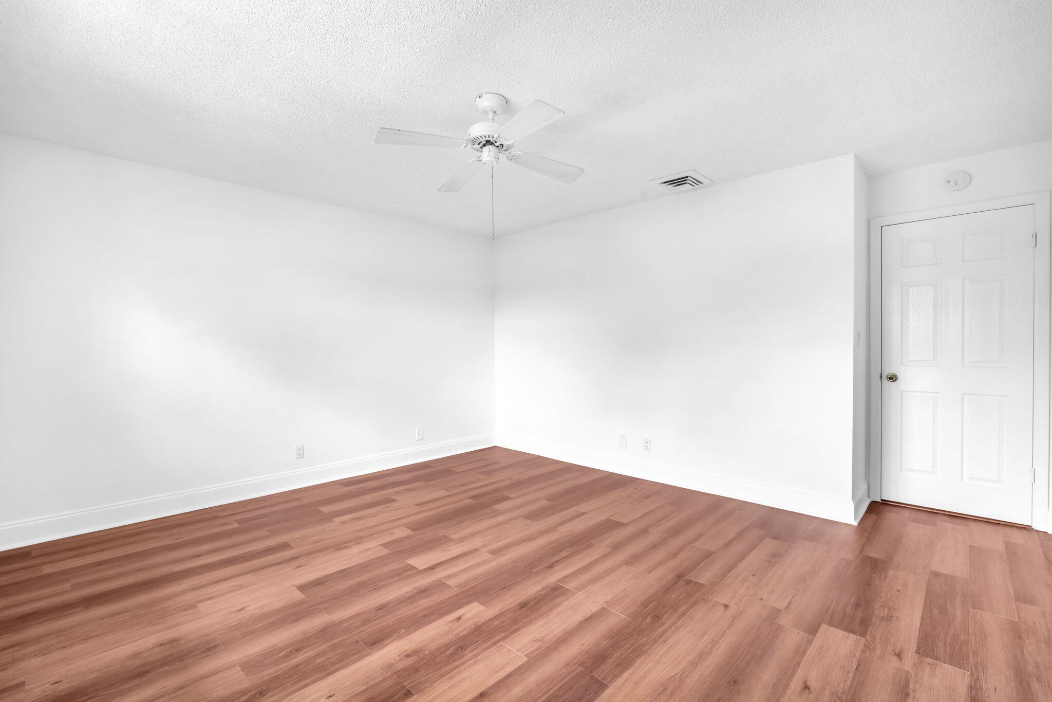 VILLAGER CONDO - Residential