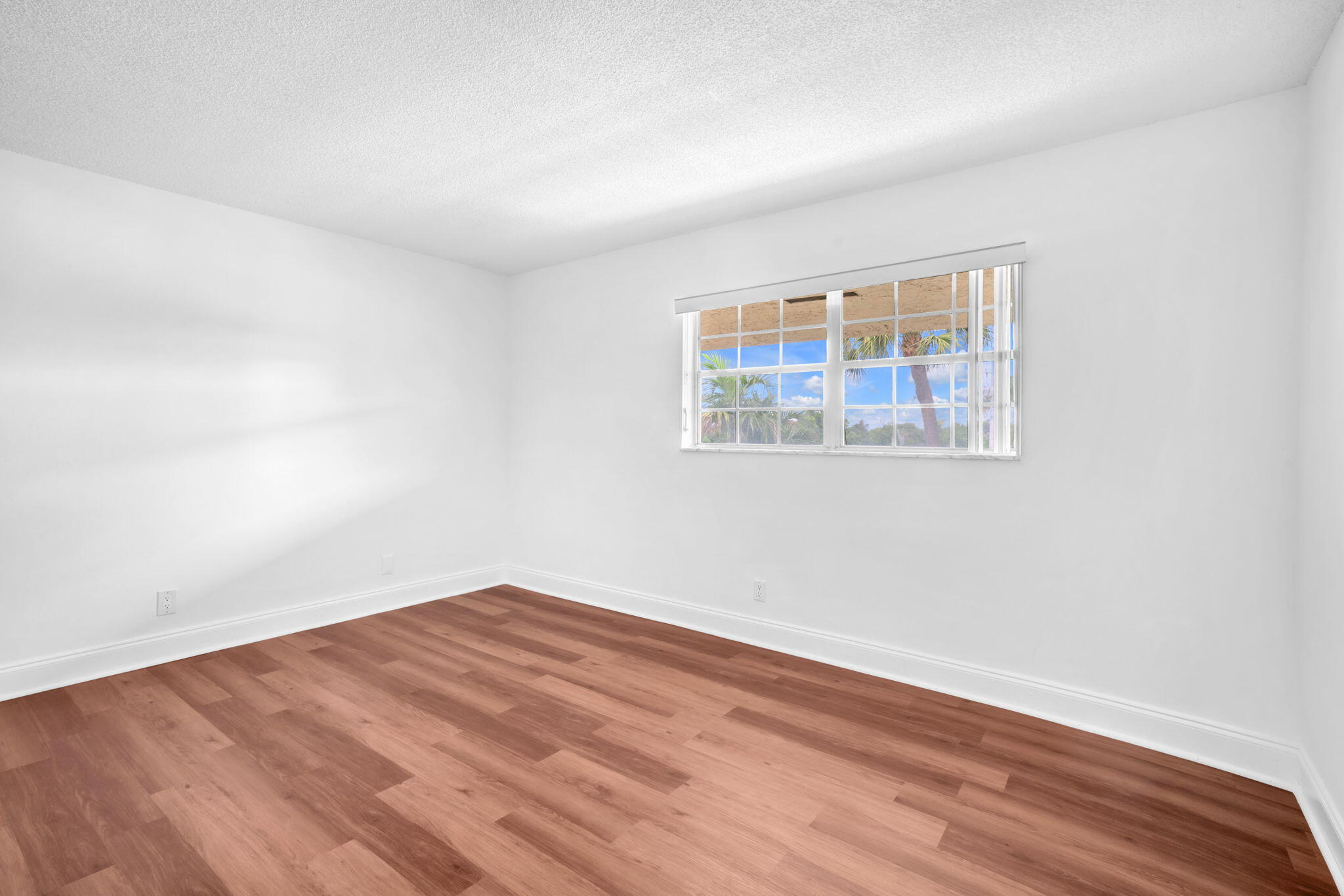 VILLAGER CONDO - Residential