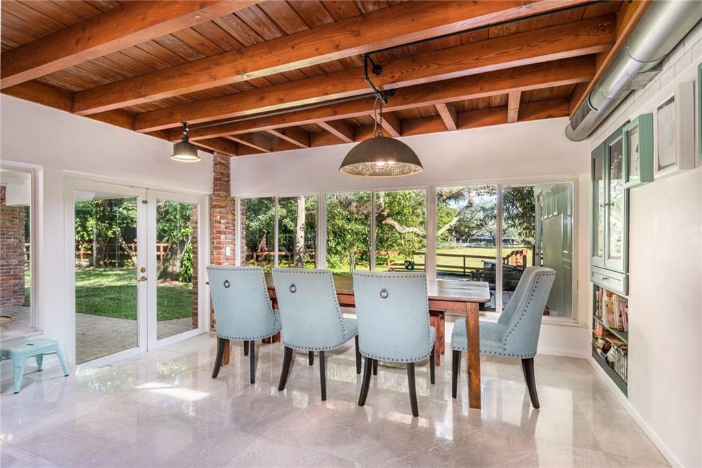THE RIDGE AT LAUREL OAKS - Residential