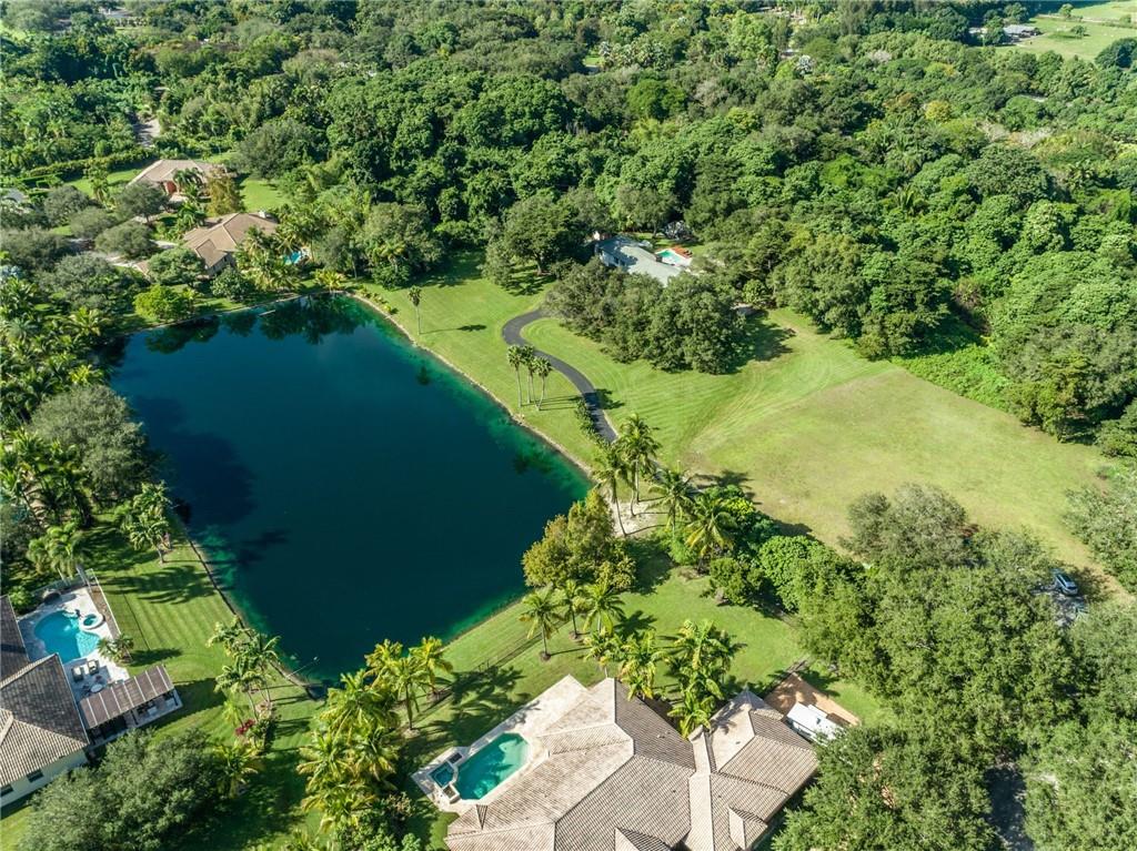 THE RIDGE AT LAUREL OAKS - Residential