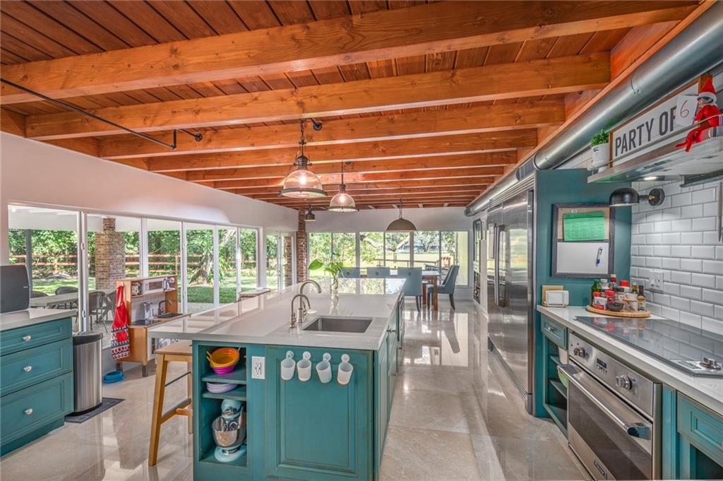 THE RIDGE AT LAUREL OAKS - Residential