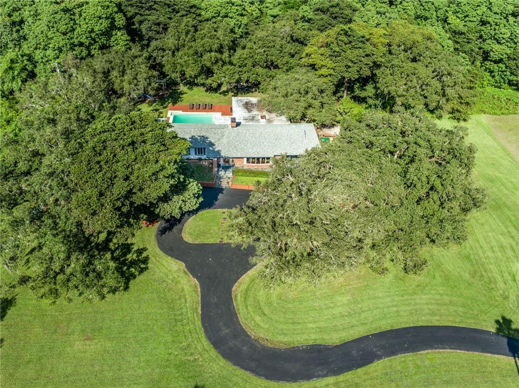 THE RIDGE AT LAUREL OAKS - Residential