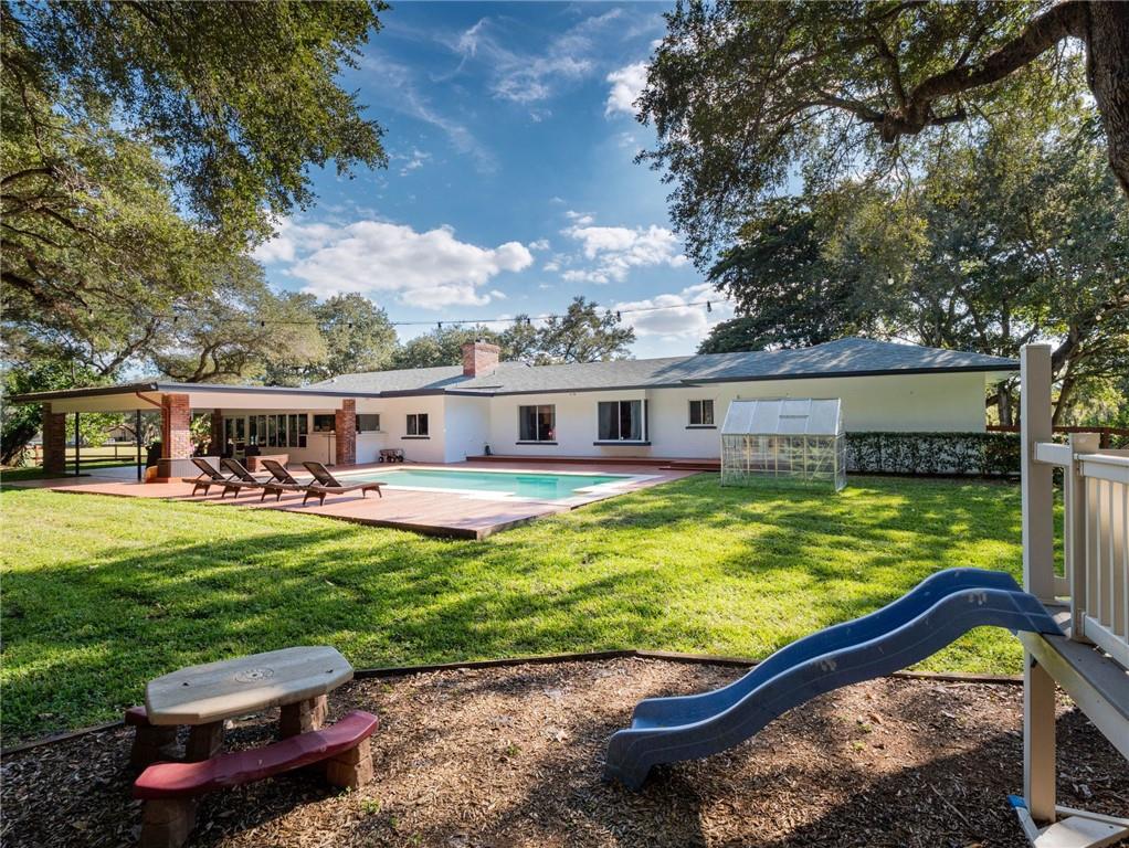 THE RIDGE AT LAUREL OAKS - Residential