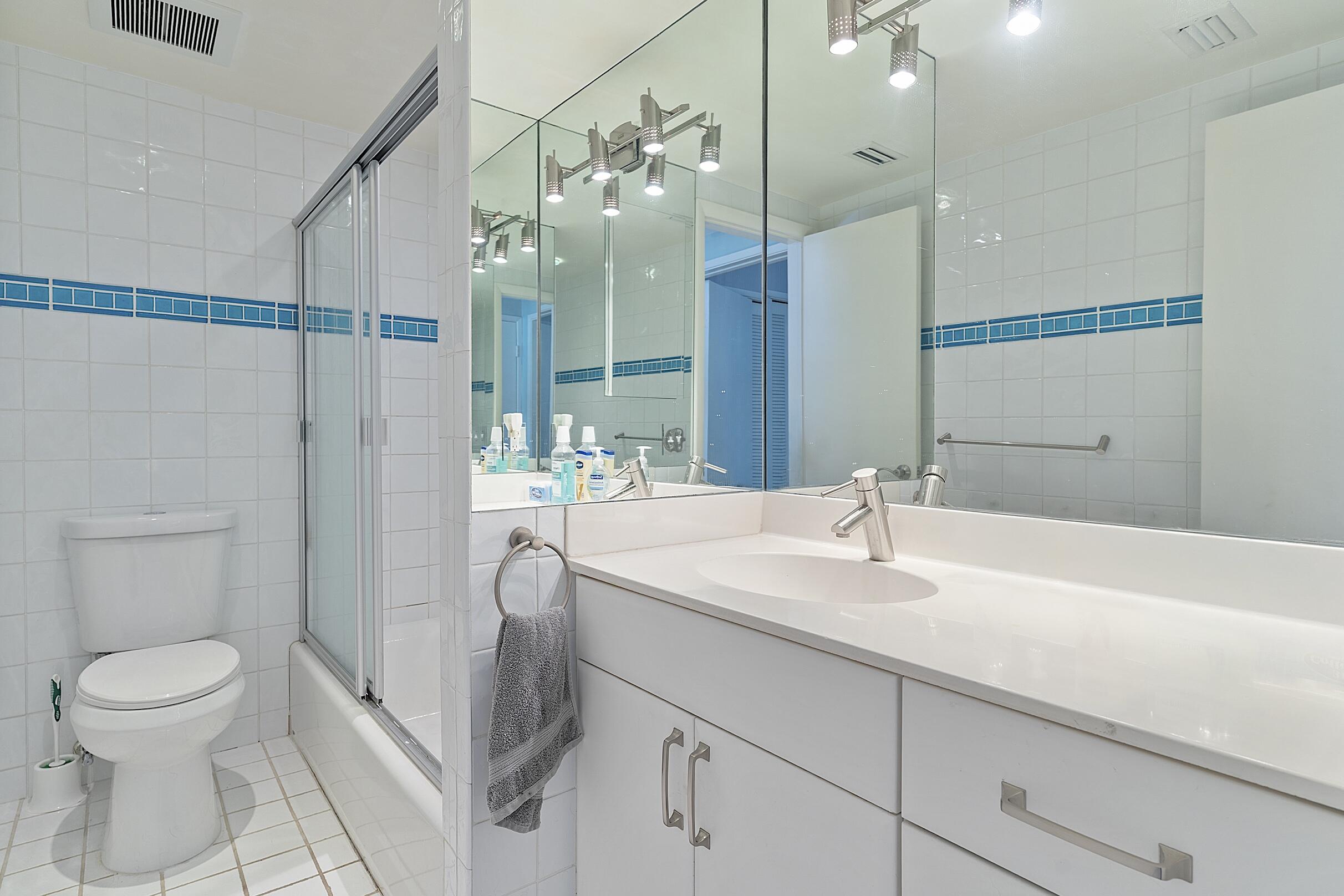 HARBOR VIEW APTS CONDO - Residential