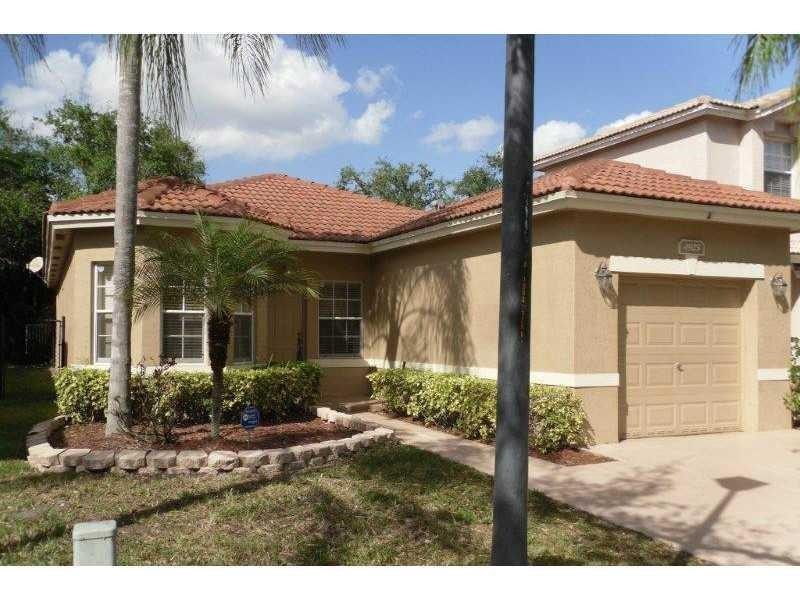 REGENCY LAKES AT COCONUT CREEK - Residential