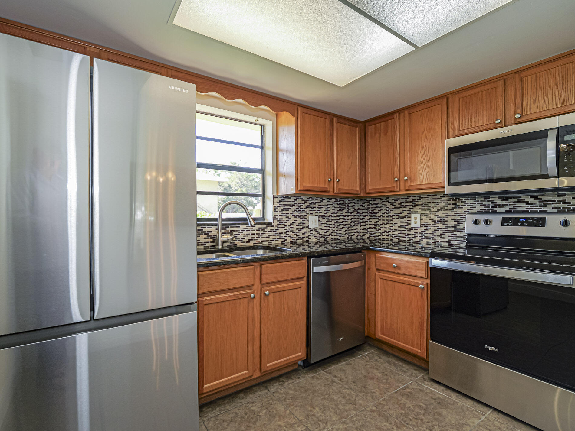 OAK PARK TERRACE UNITS 1-16 - Residential