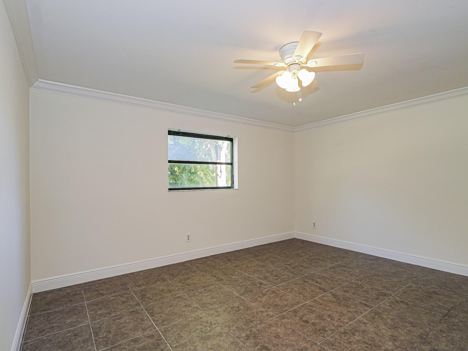 OAK PARK TERRACE UNITS 1-16 - Residential