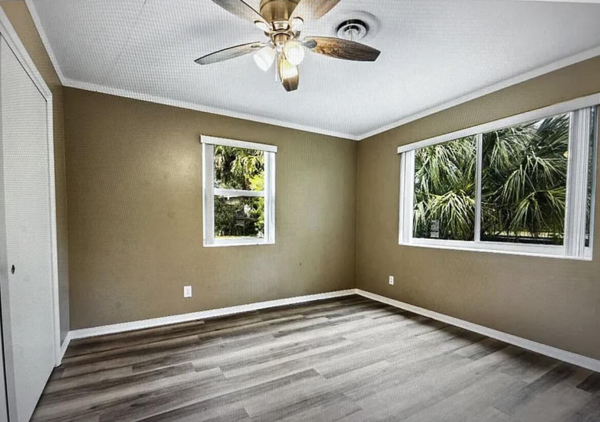VERO BEACH ESTATES - Residential Lease