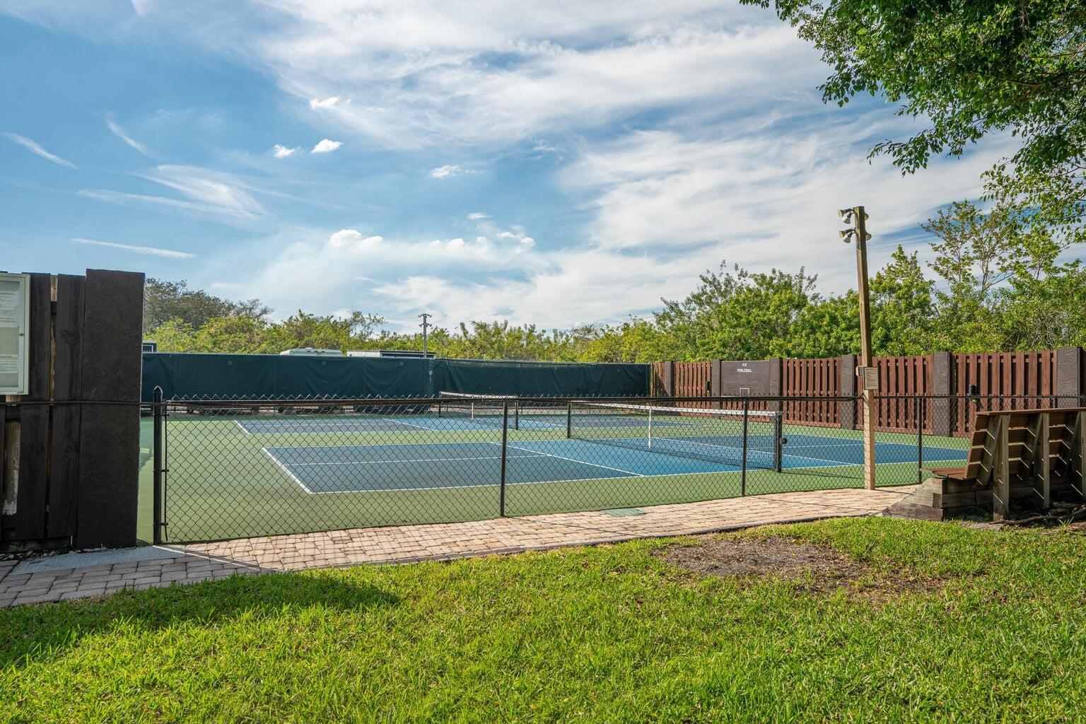 SOUTH RIVER VILLAGE CONDO - Residential Lease