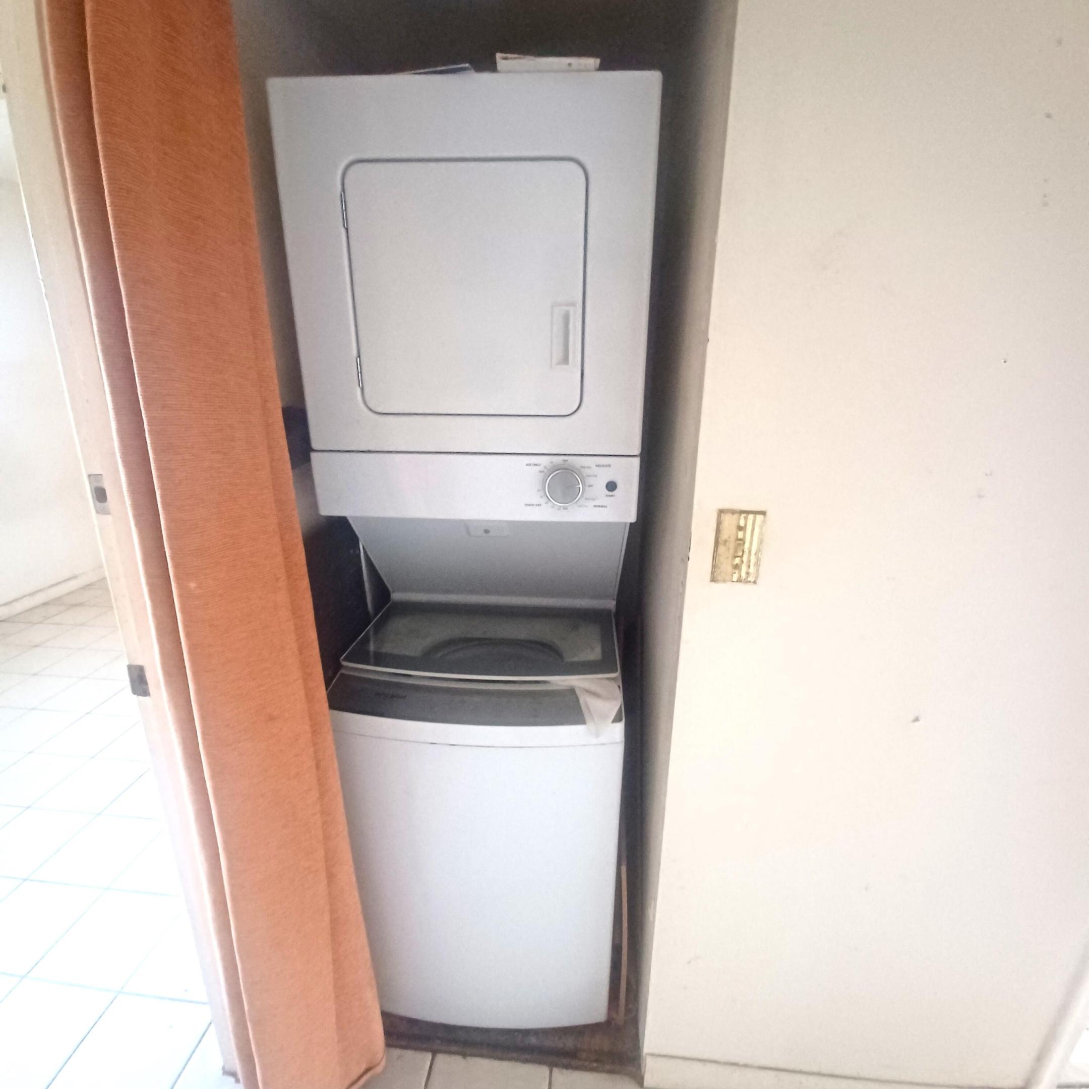 POINCIANA LAKES CONDO - Residential