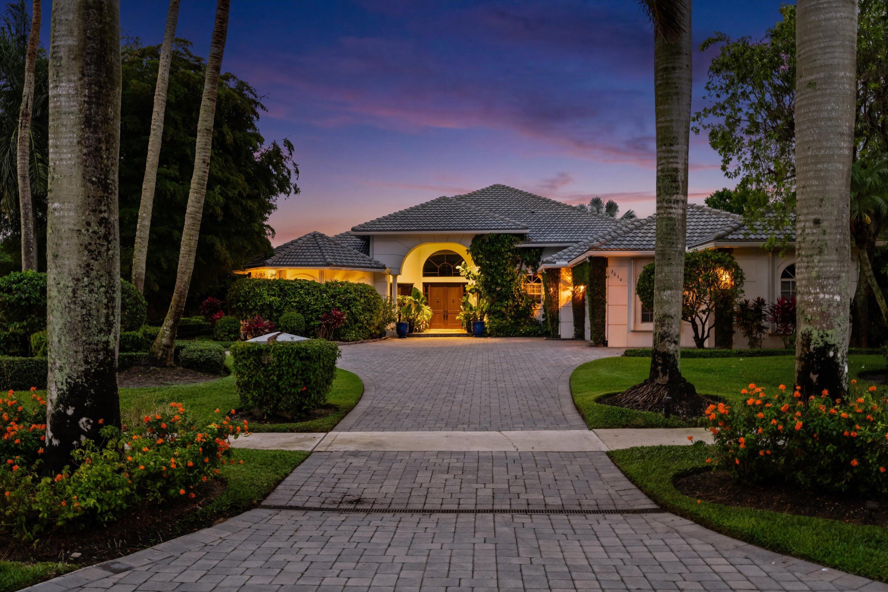 EQUESTRIAN CLUB ESTATES 1 - Residential