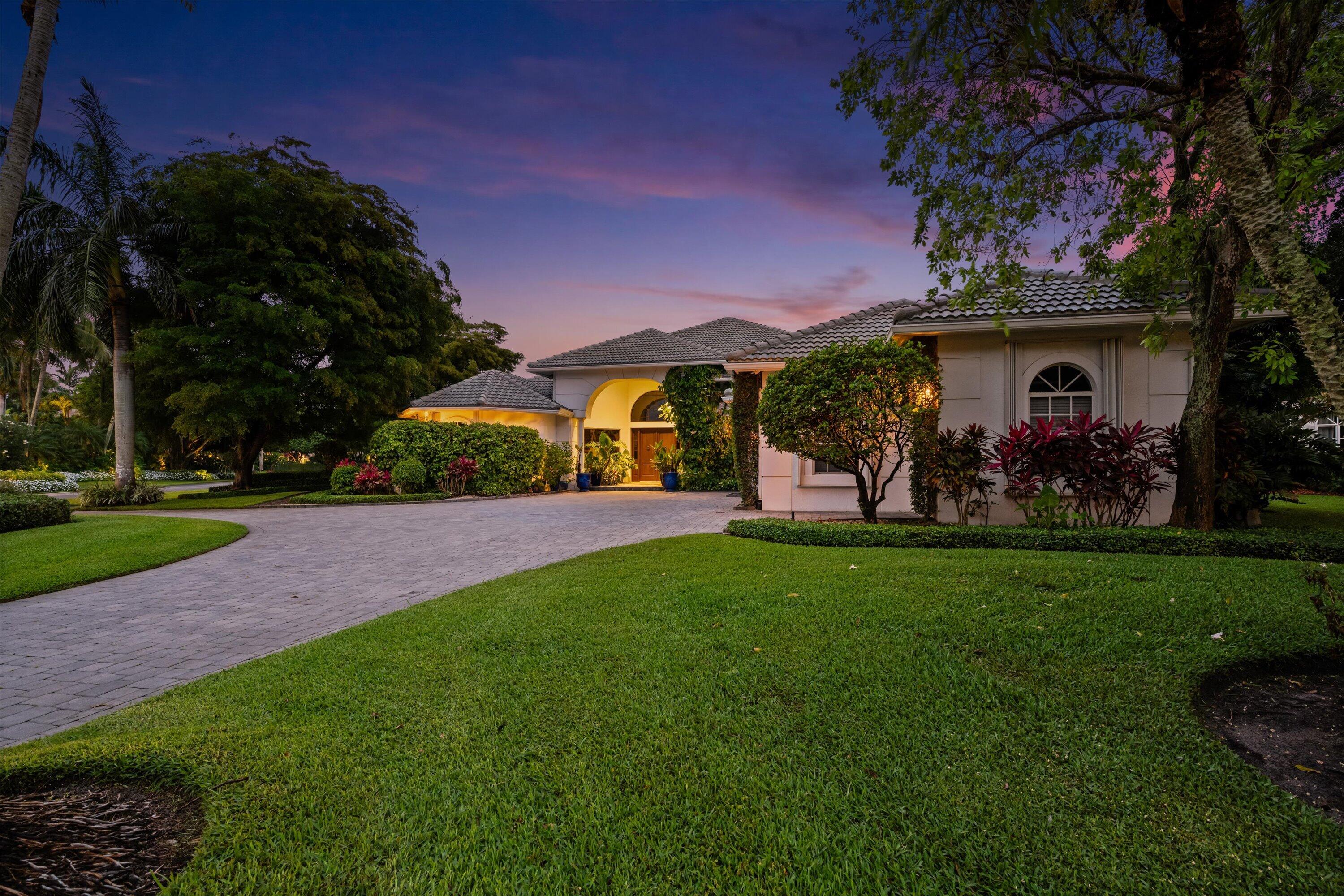 EQUESTRIAN CLUB ESTATES 1 - Residential