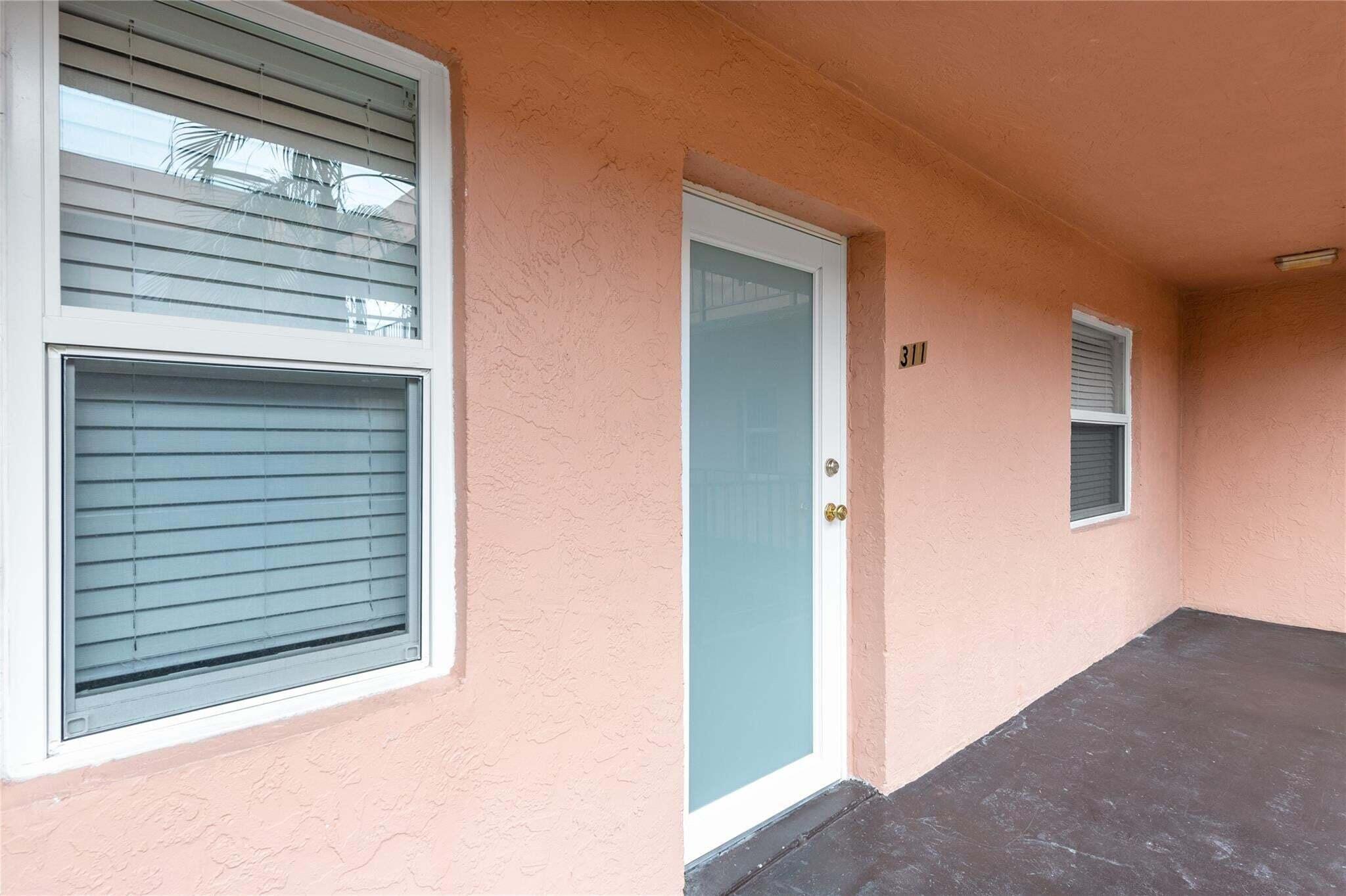 SOMERSET NO 4 CONDO - Residential
