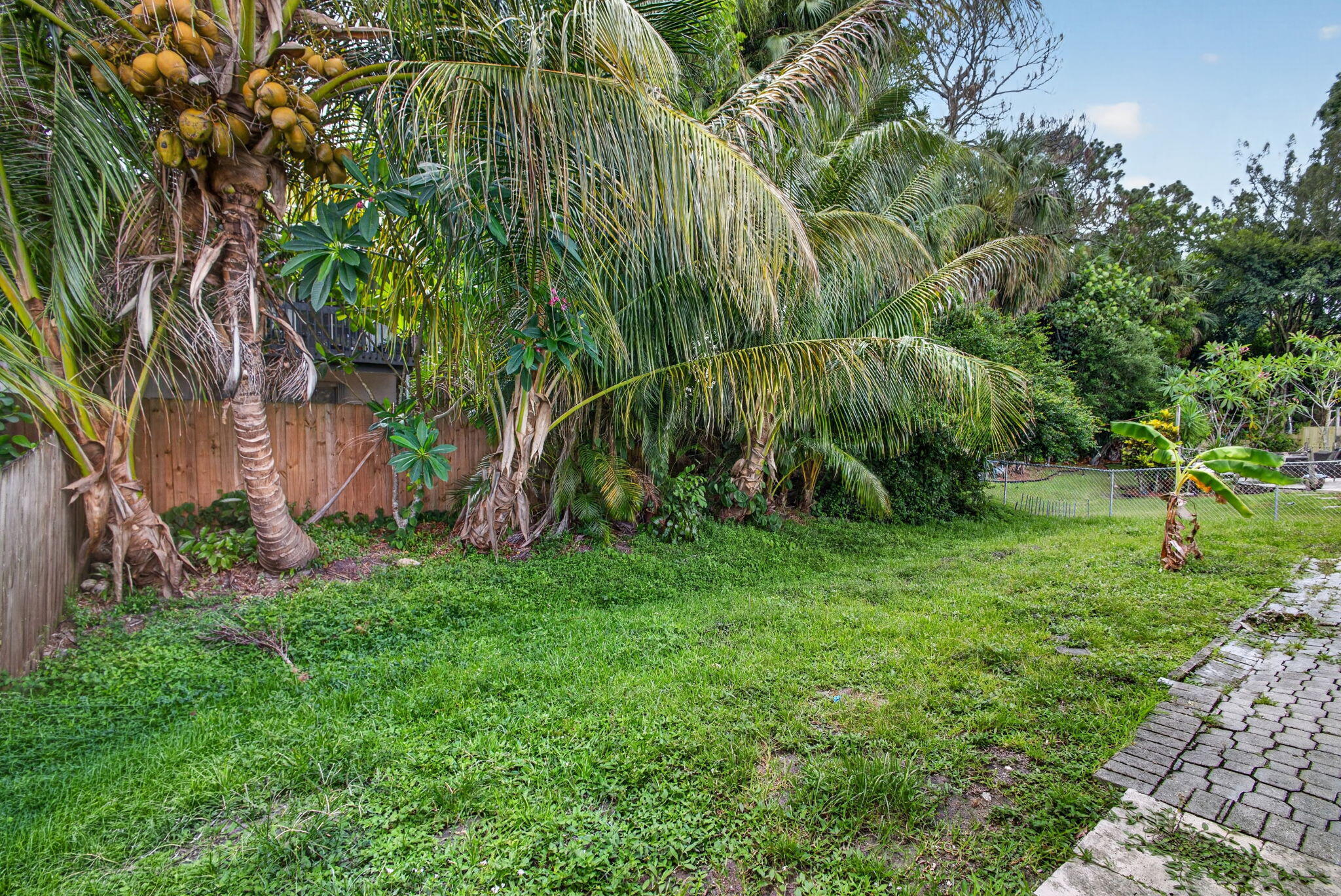 KING ARTHUR ESTATES - Residential Lease