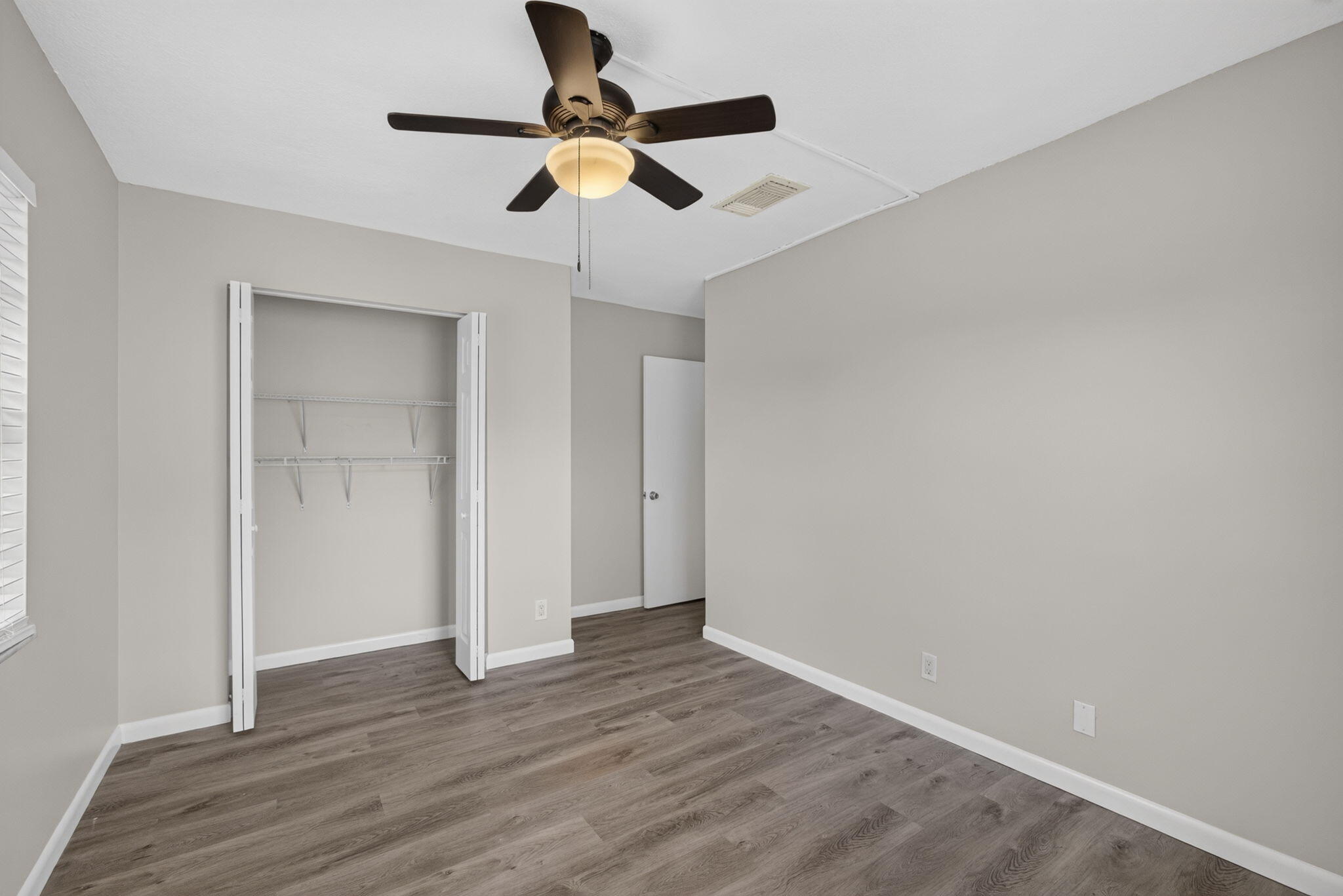 KING ARTHUR ESTATES - Residential Lease