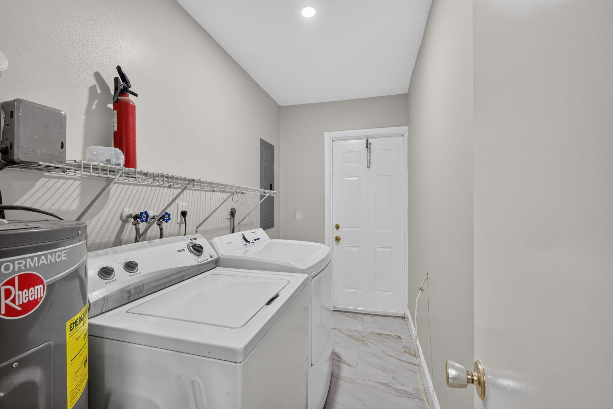 KING ARTHUR ESTATES - Residential Lease