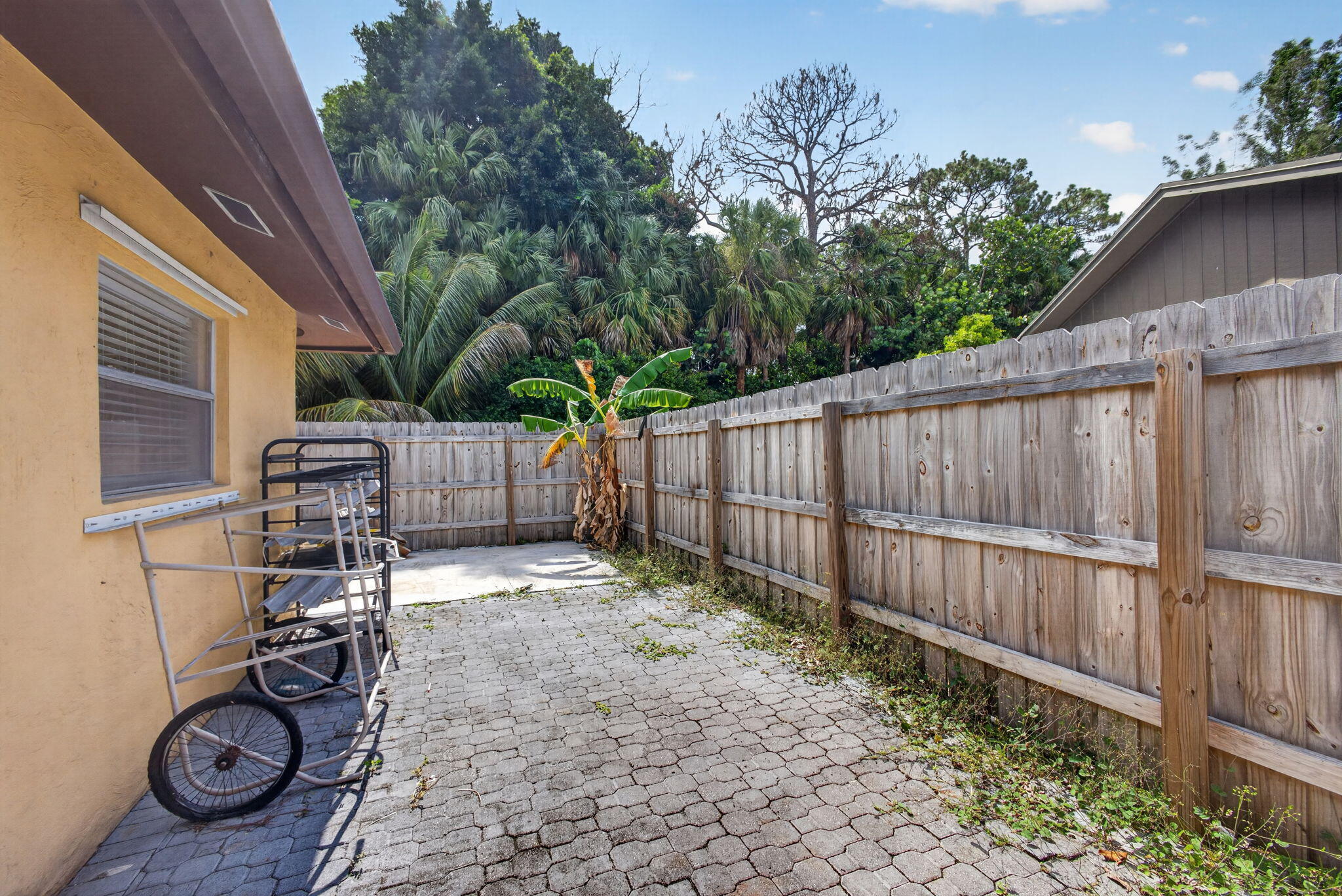 KING ARTHUR ESTATES - Residential Lease