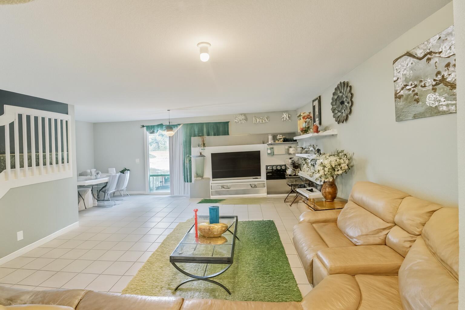 THOUSAND OAKS - Residential