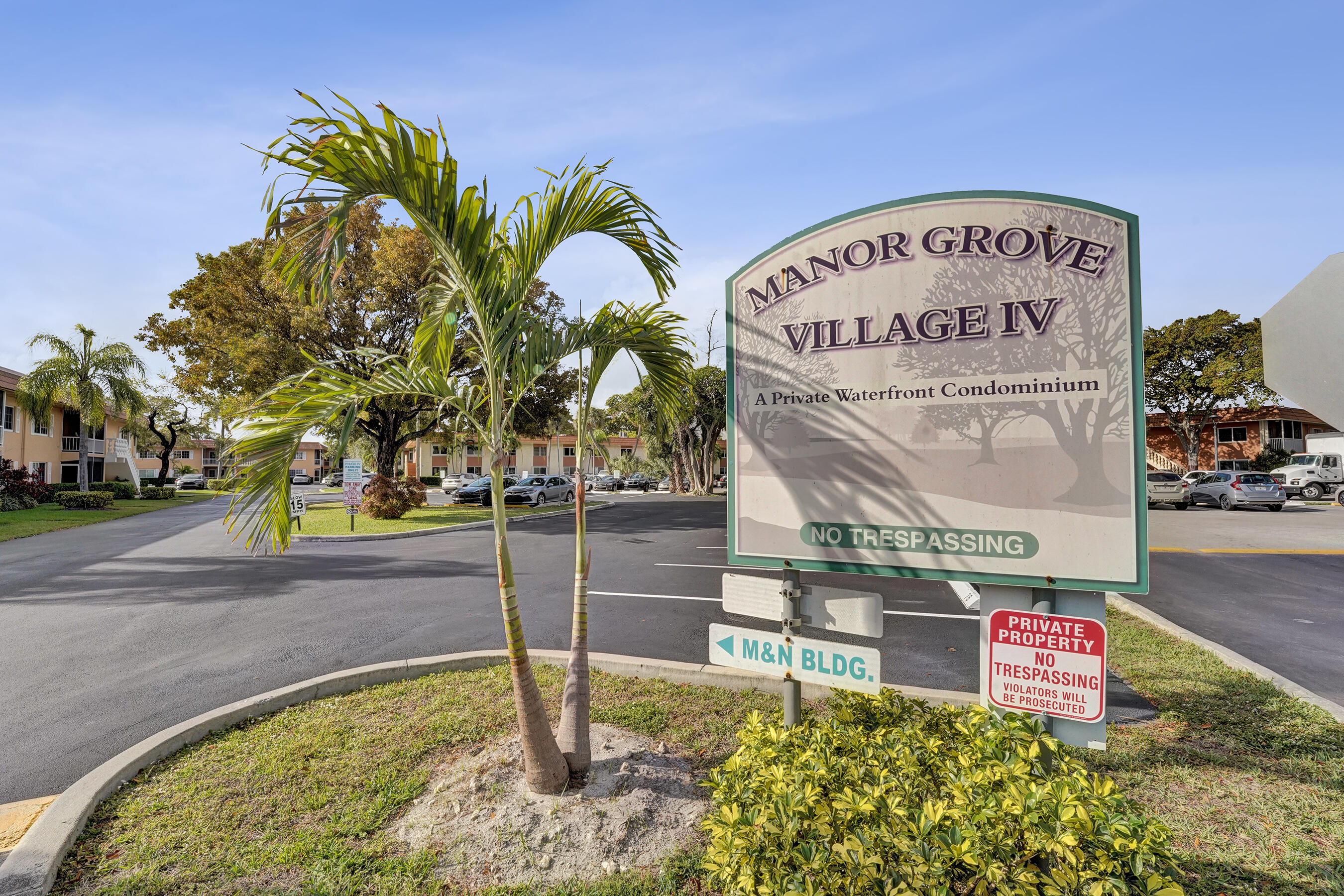 MANOR GROVE VILLAGE FOUR CONDO - Residential