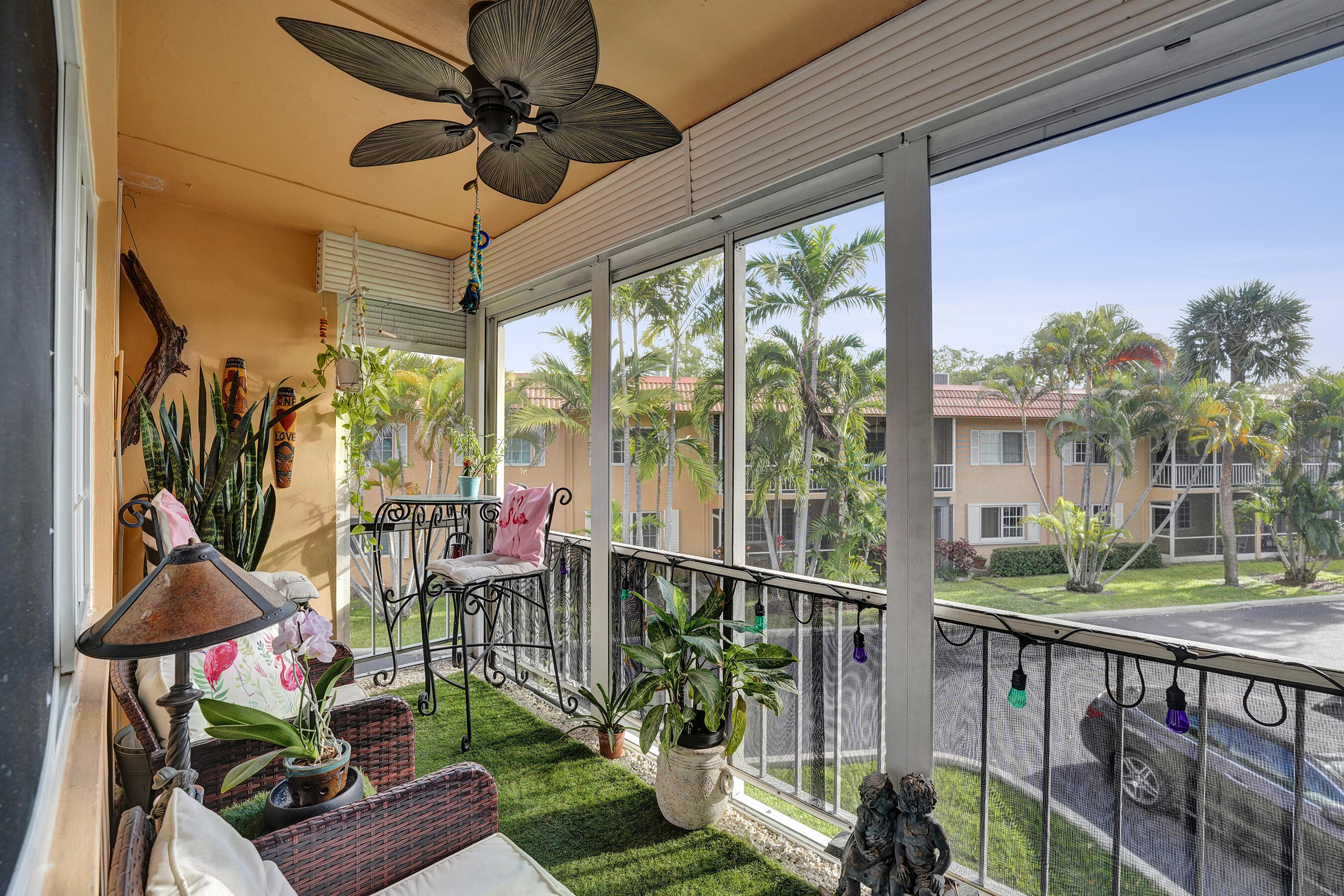 MANOR GROVE VILLAGE FOUR CONDO - Residential