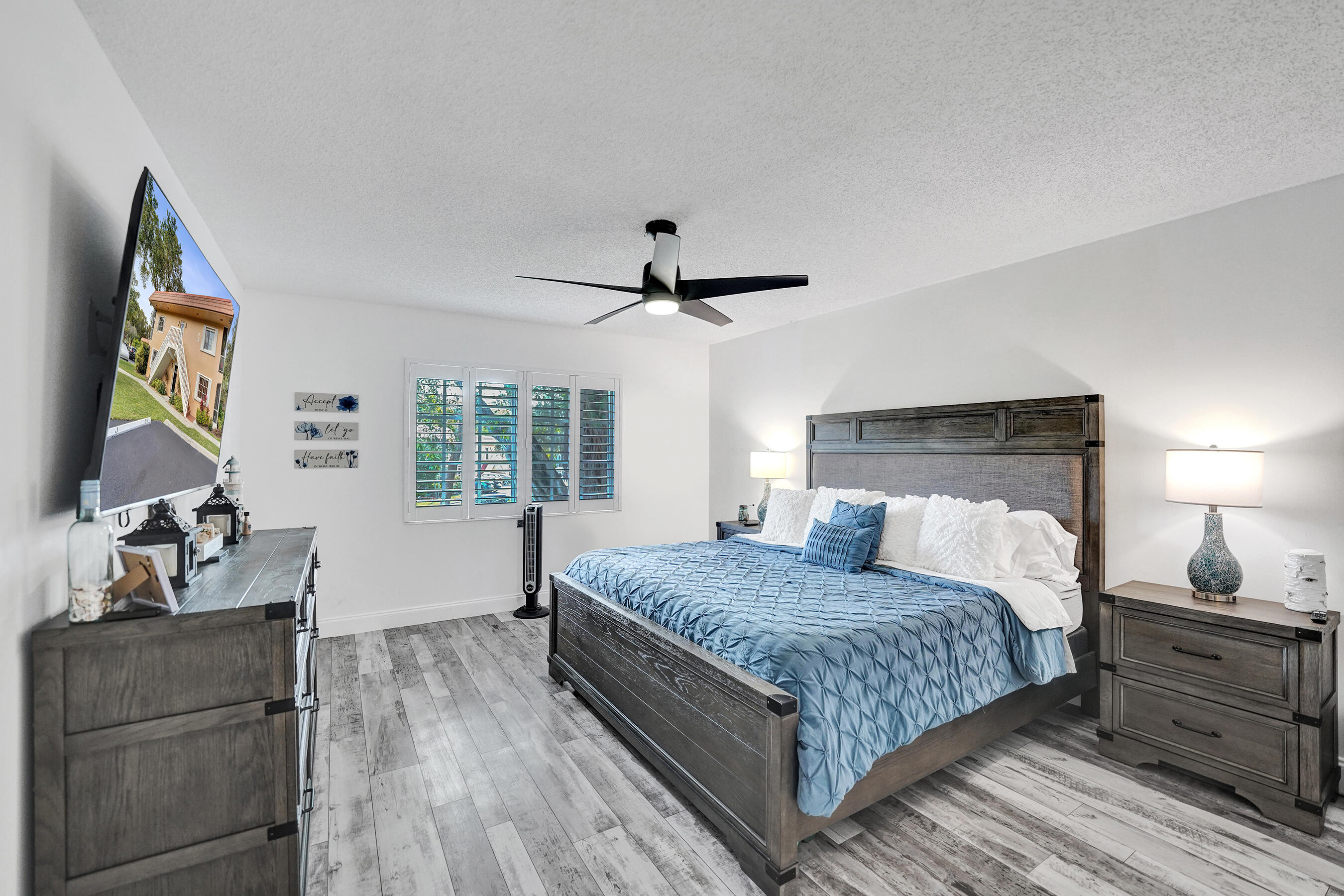 MANOR GROVE VILLAGE FOUR CONDO - Residential