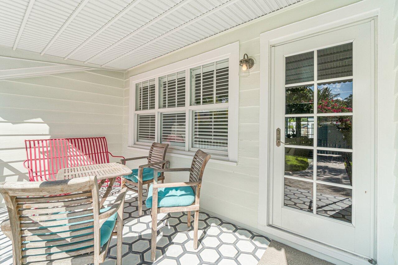 LAKE WORTH TOWN OF - Residential