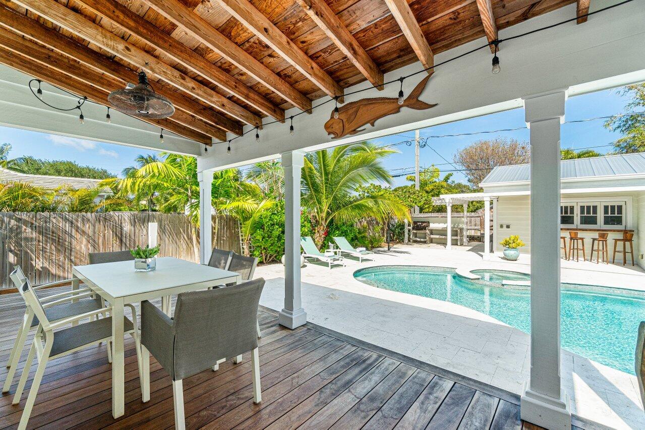 LAKE WORTH TOWN OF - Residential