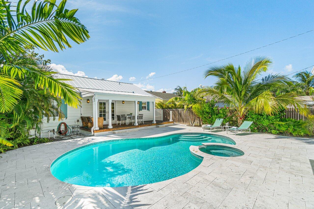 LAKE WORTH TOWN OF - Residential