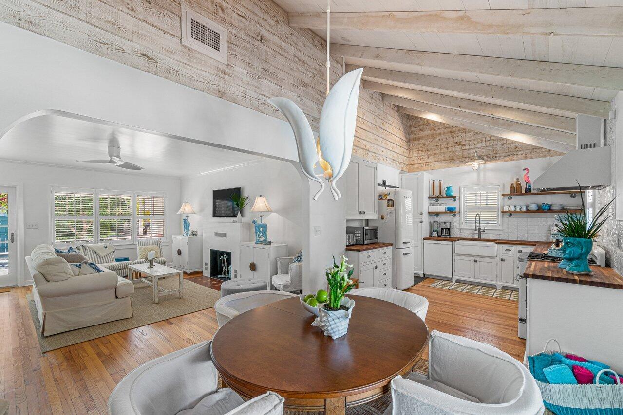 LAKE WORTH TOWN OF - Residential