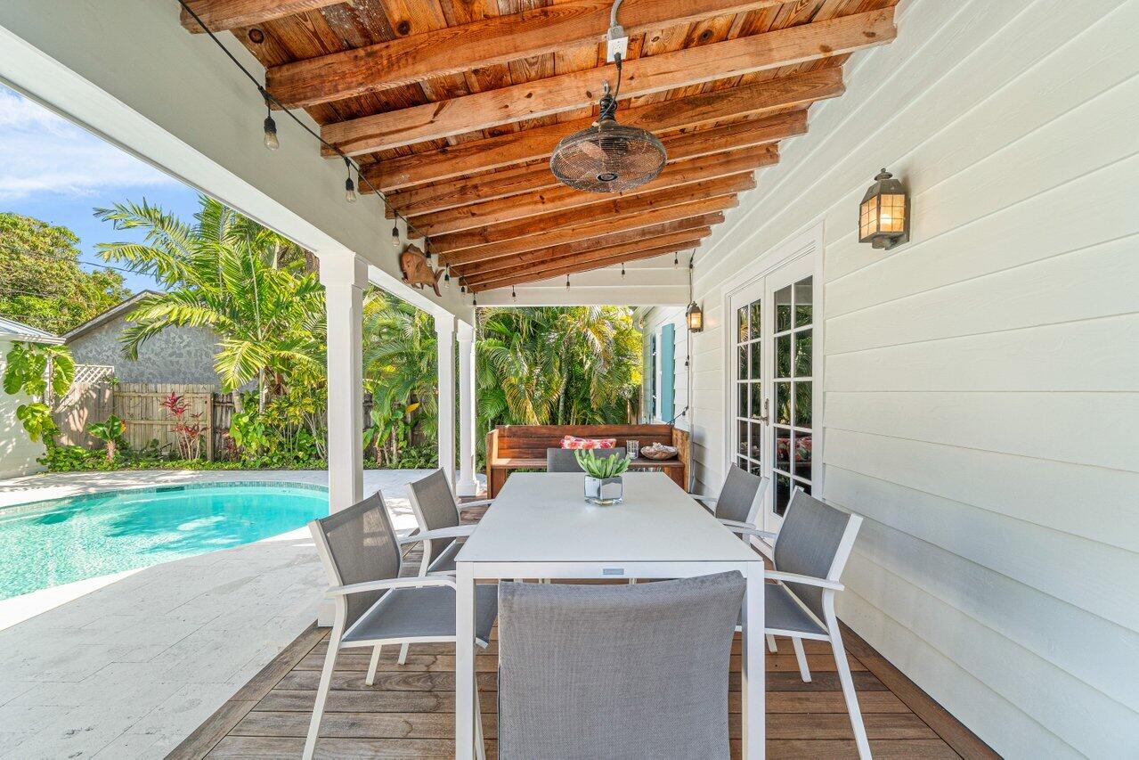 LAKE WORTH TOWN OF - Residential