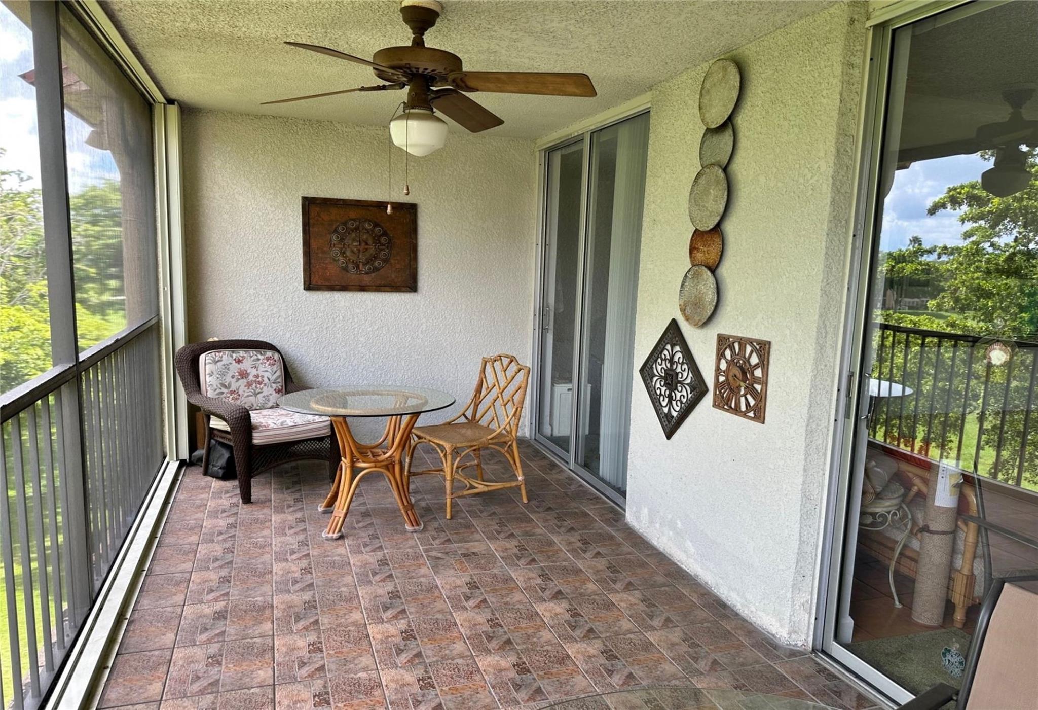 Palm Lakes - Residential