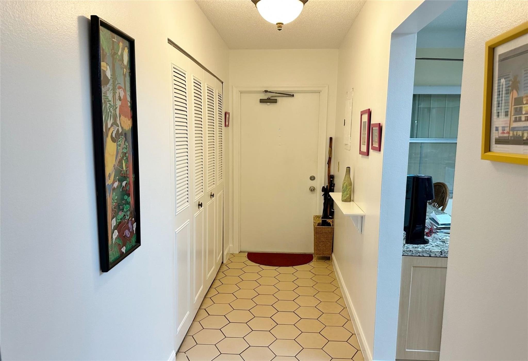Palm Lakes - Residential