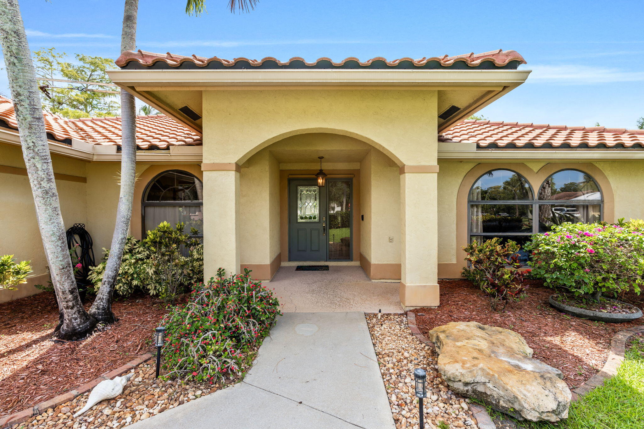 SUGAR POND MANOR OF WELLINGTON - Residential Lease