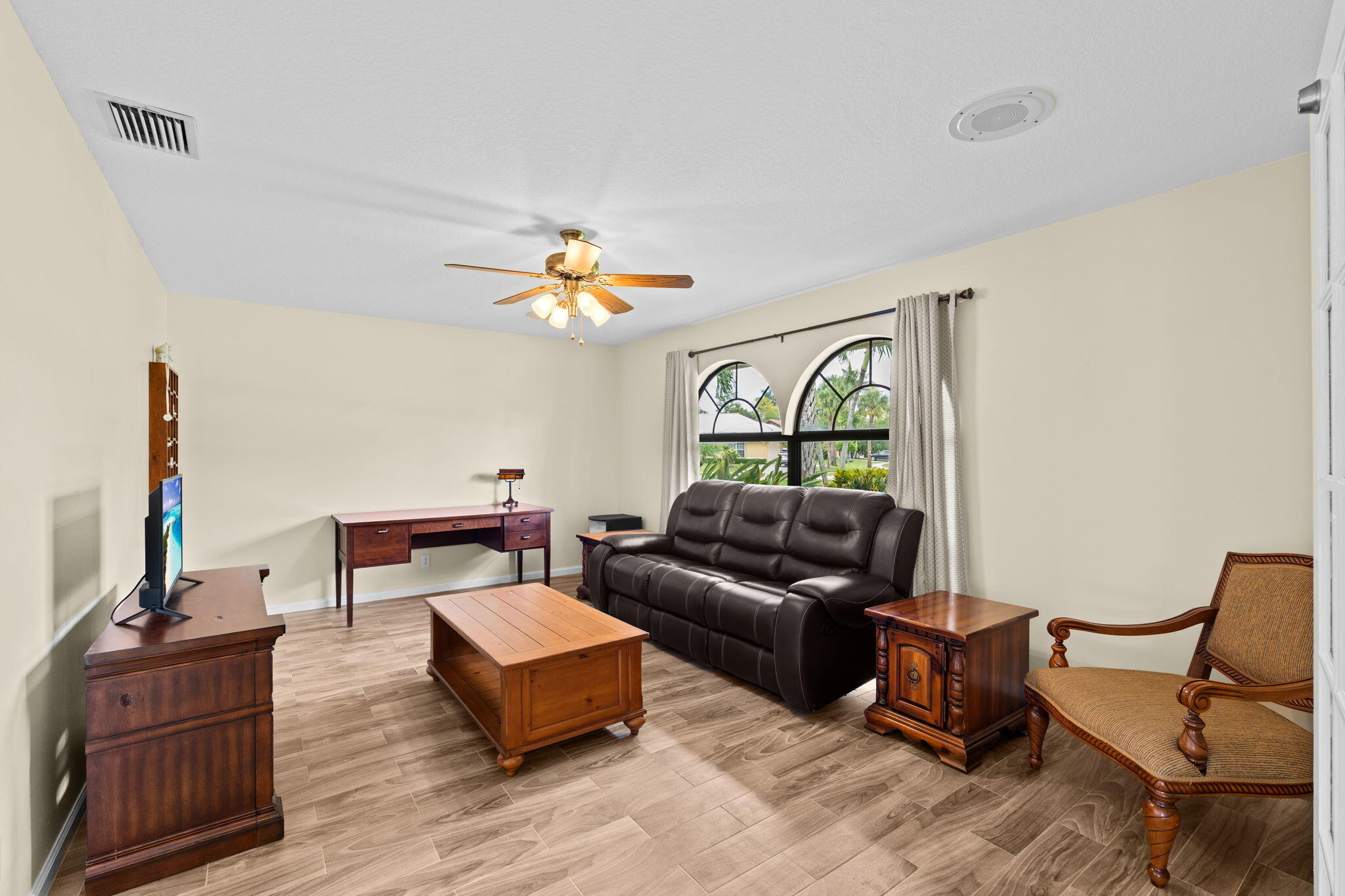 SUGAR POND MANOR OF WELLINGTON - Residential Lease