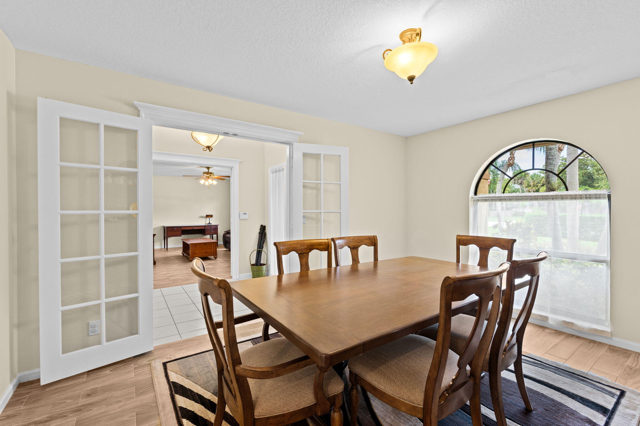 SUGAR POND MANOR OF WELLINGTON - Residential Lease