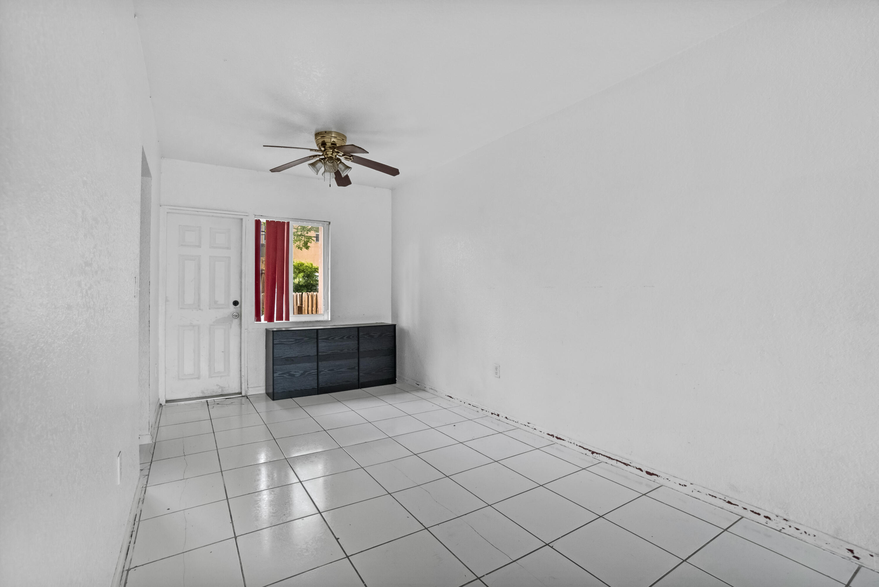 SUNSET PALM VILLAS CONDO - Residential