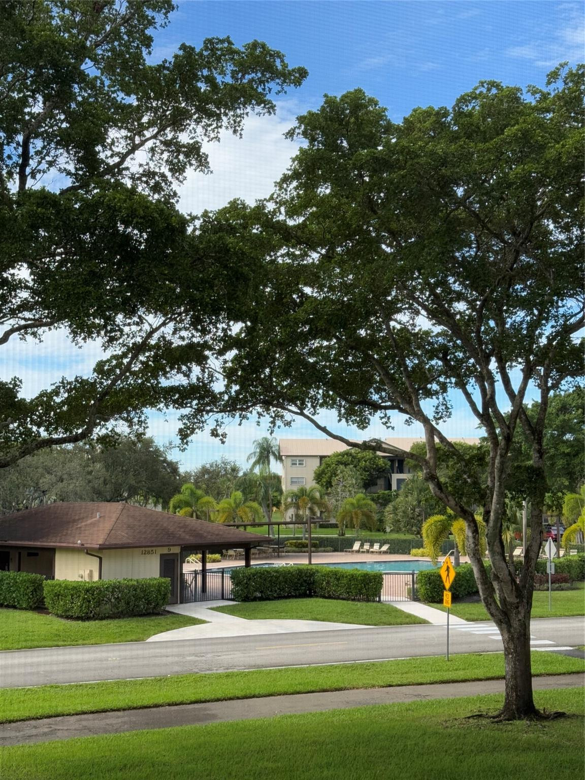 BUCKINGHAM -CENTURY VILLA - Residential
