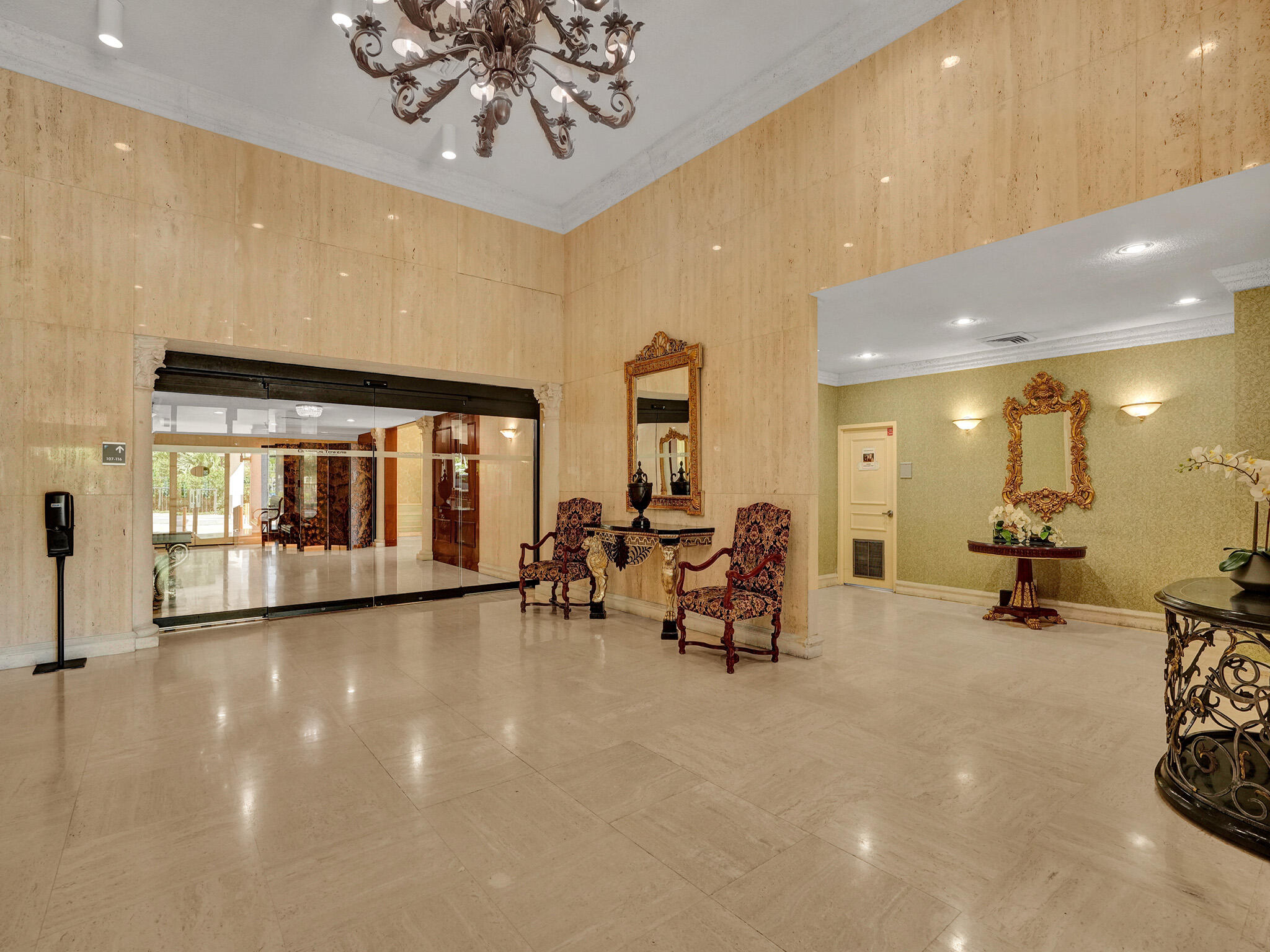 OLYMPUS CONDO PHASE - Residential
