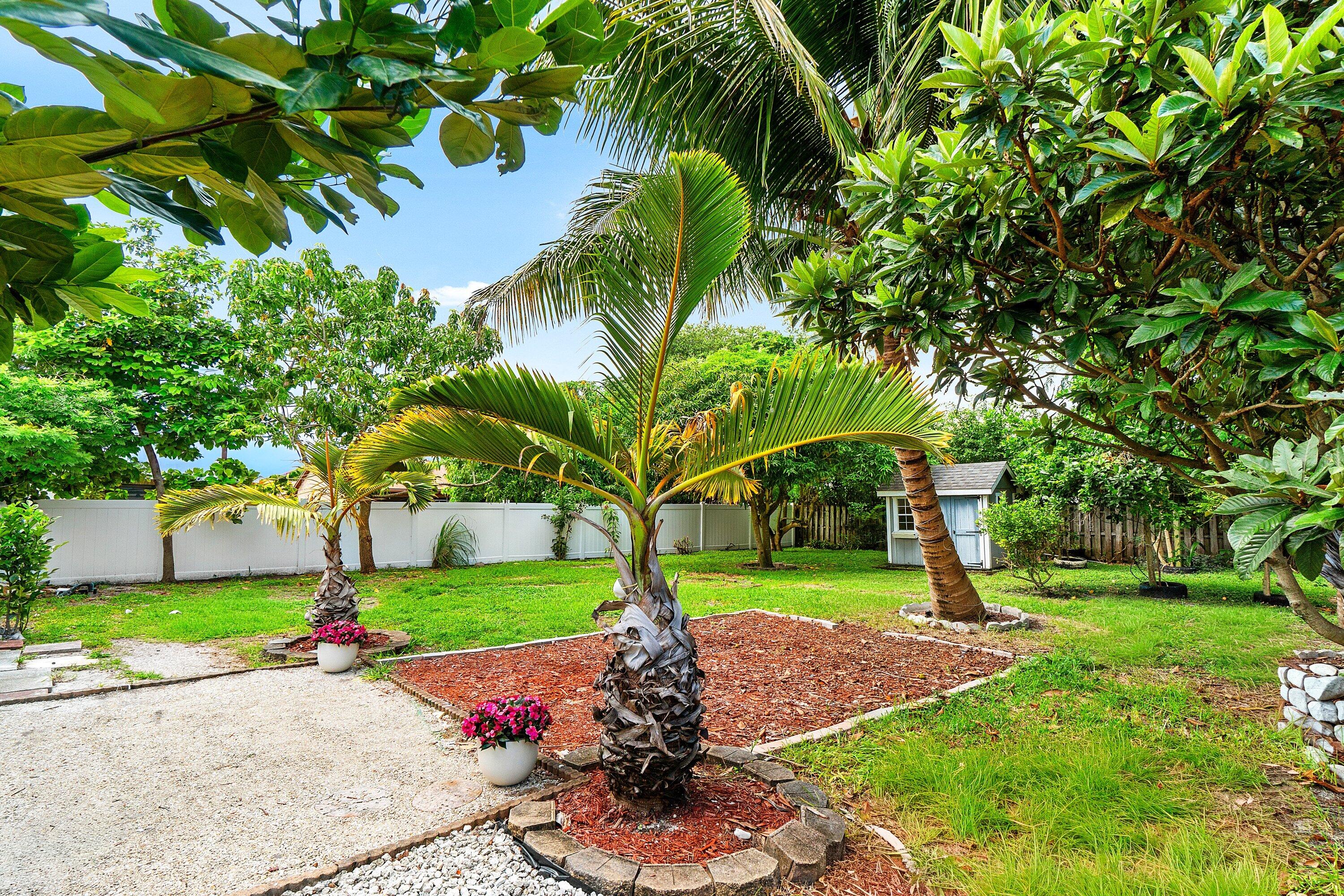 DELRAY GARDEN ESTATES - Residential