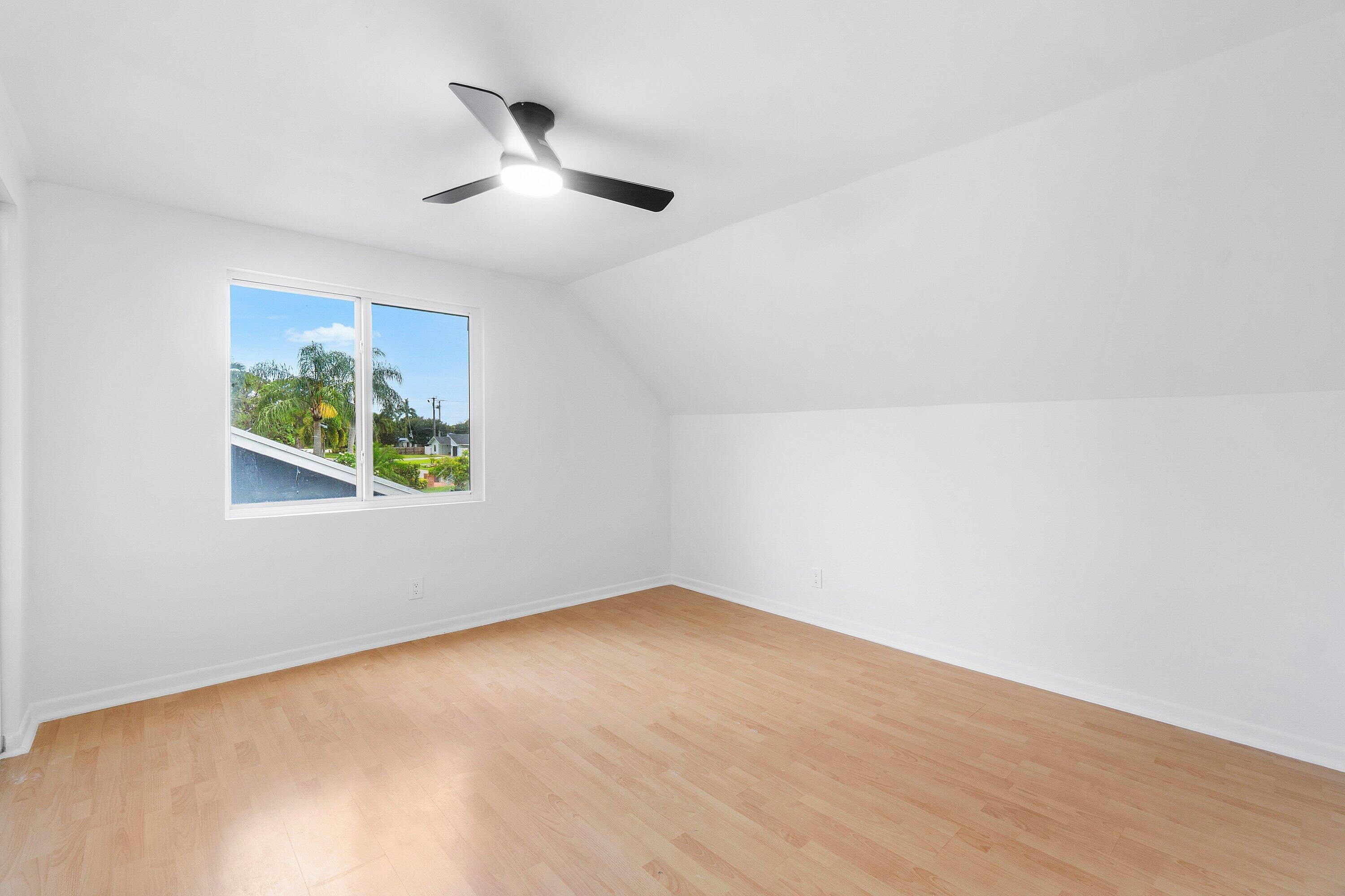 DELRAY GARDEN ESTATES - Residential