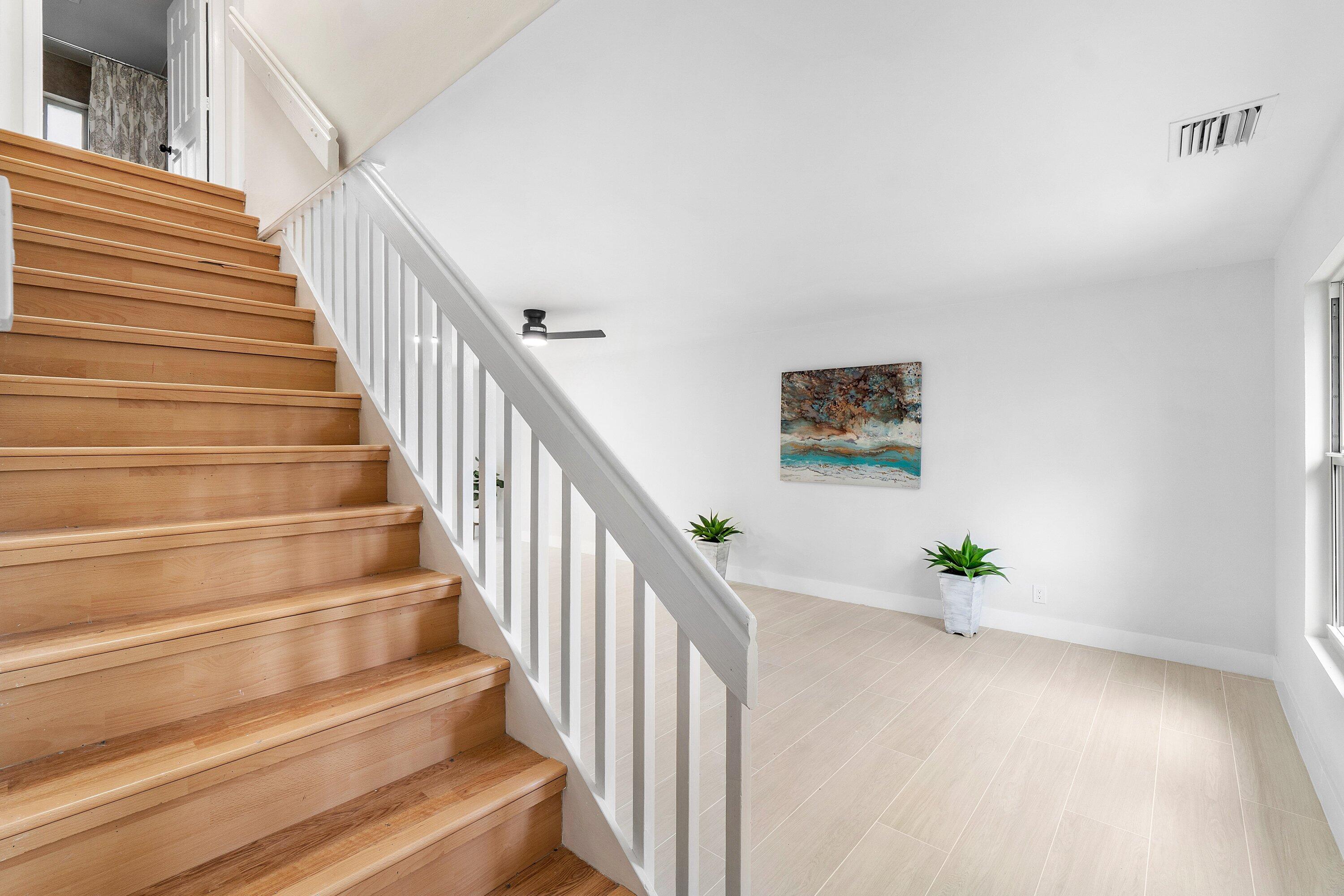 DELRAY GARDEN ESTATES - Residential