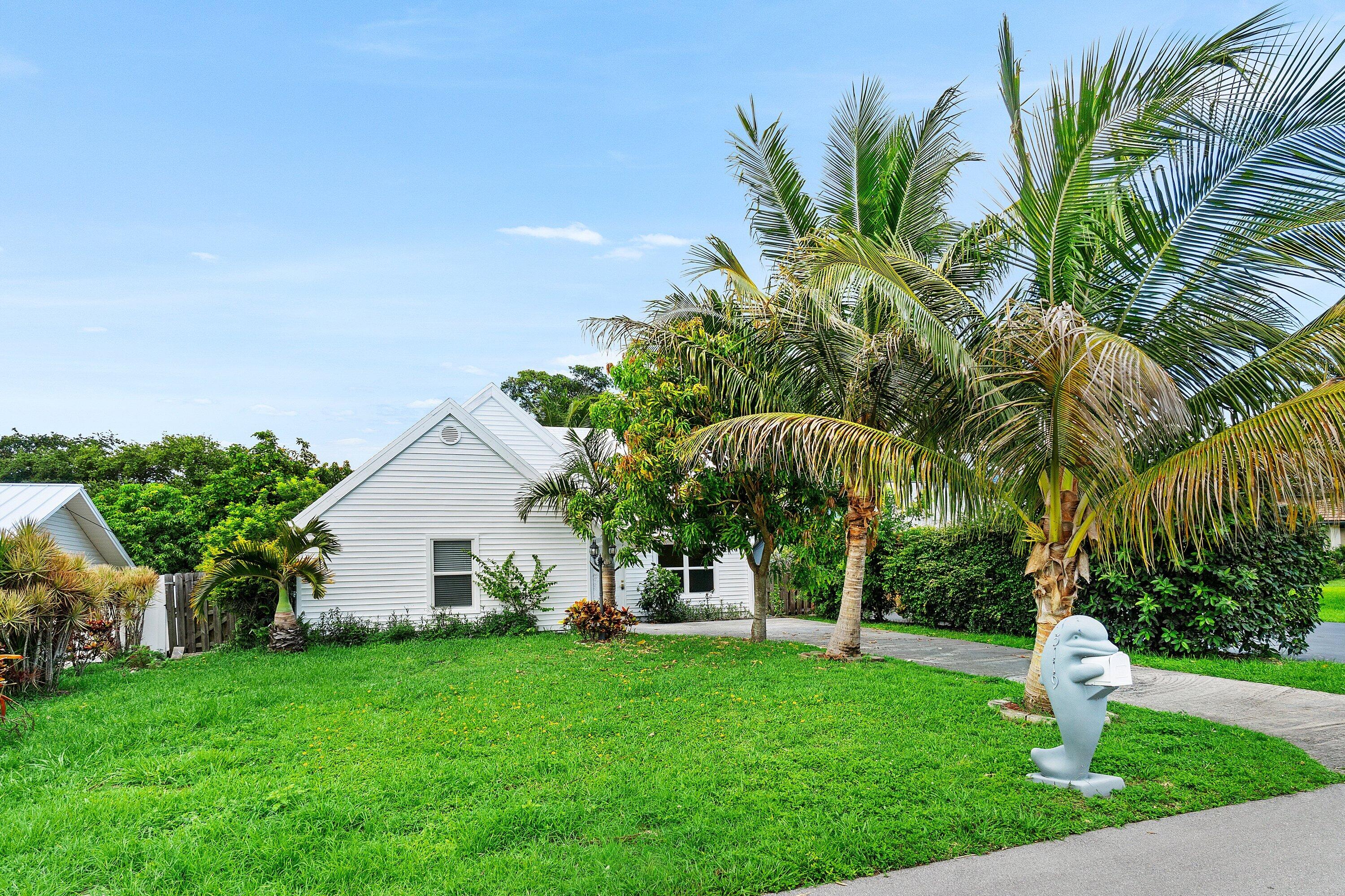 DELRAY GARDEN ESTATES - Residential