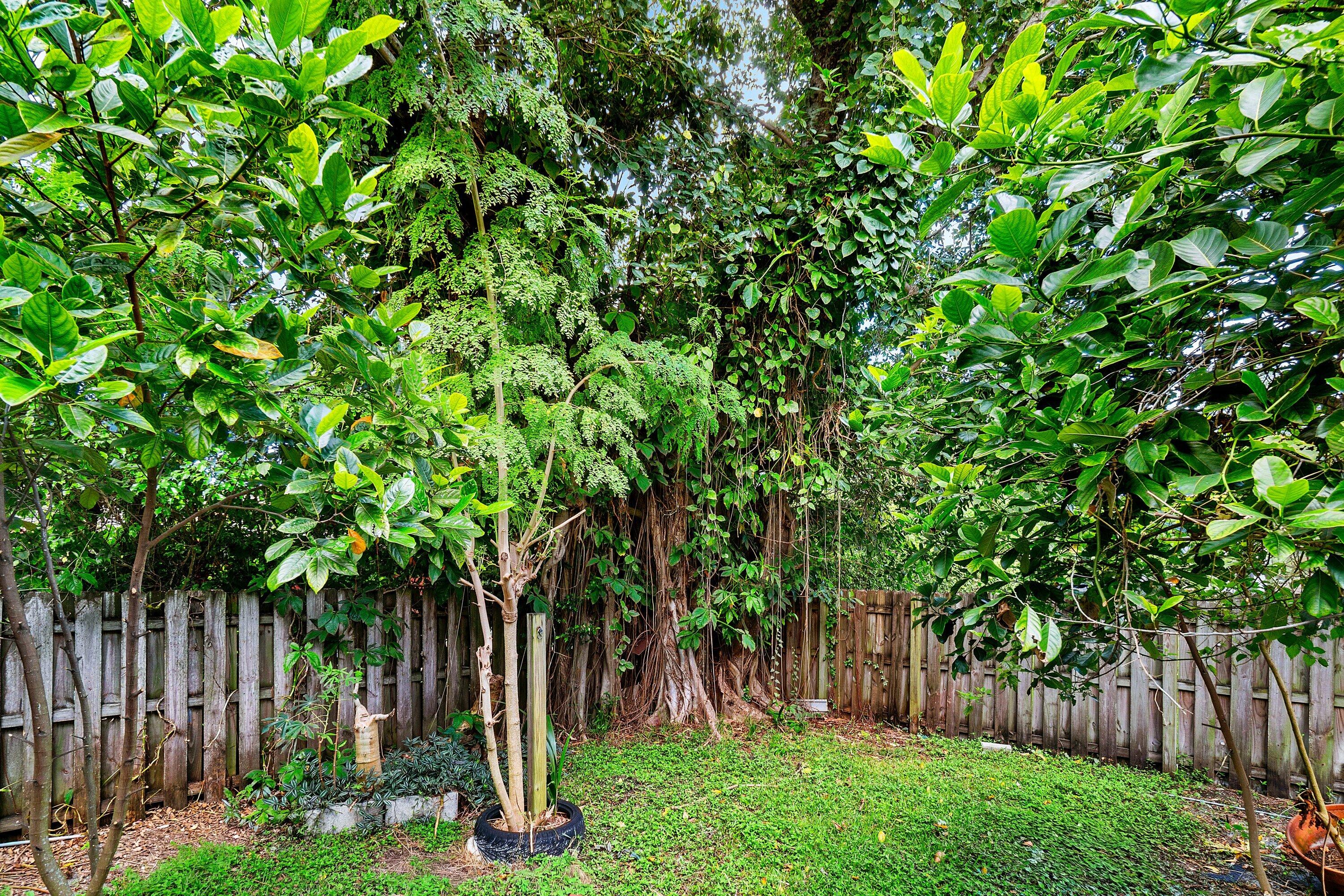 DELRAY GARDEN ESTATES - Residential