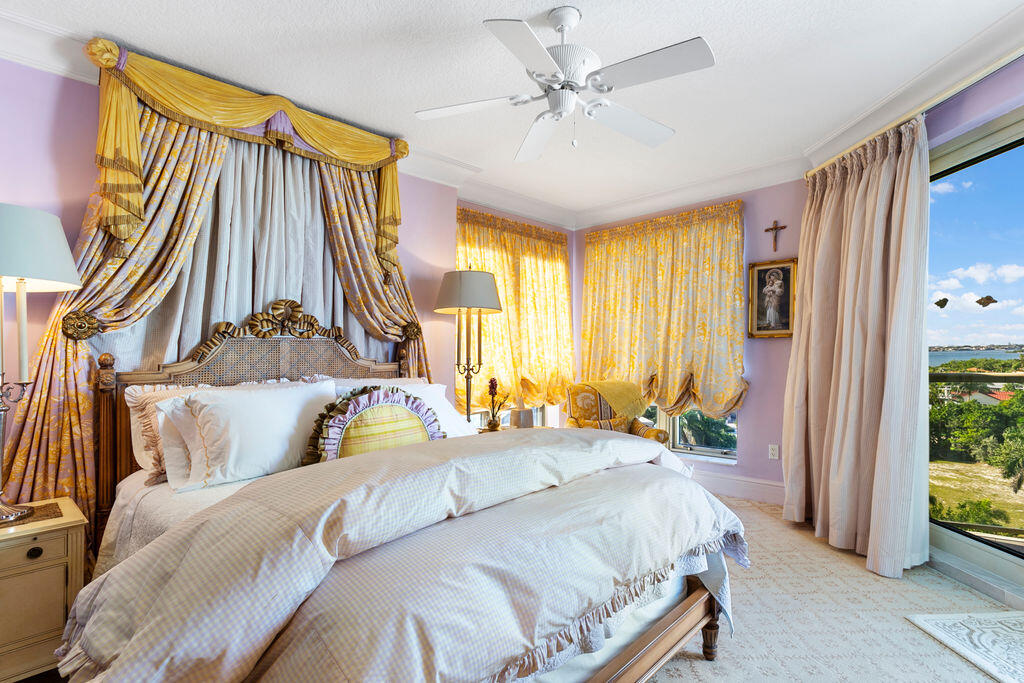 OASIS SINGER ISLAND CONDO - Residential