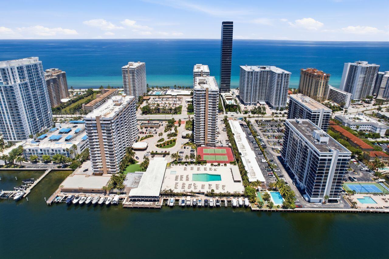 HEMISPHERES CONDO - Residential