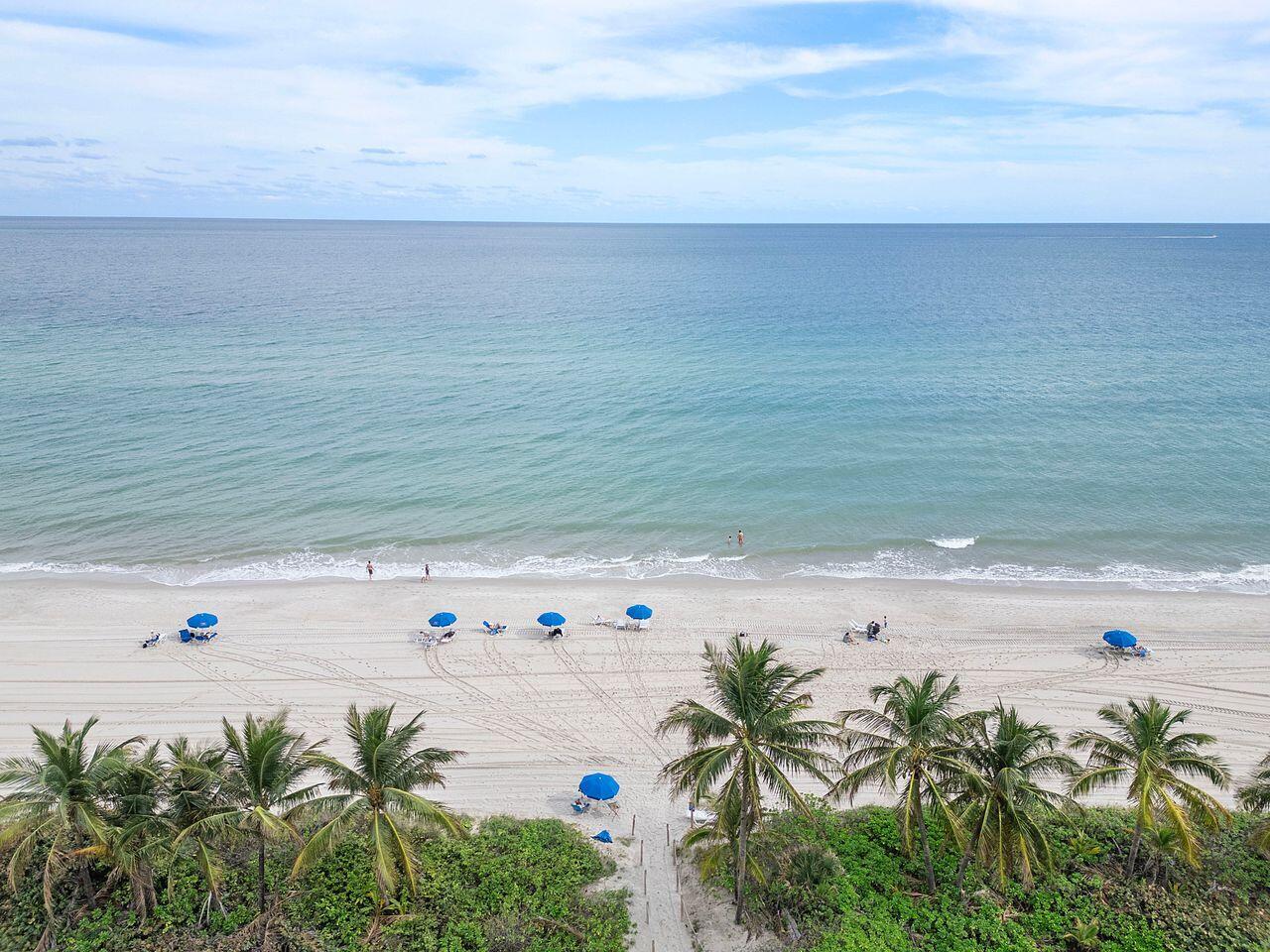 HEMISPHERES CONDO - Residential