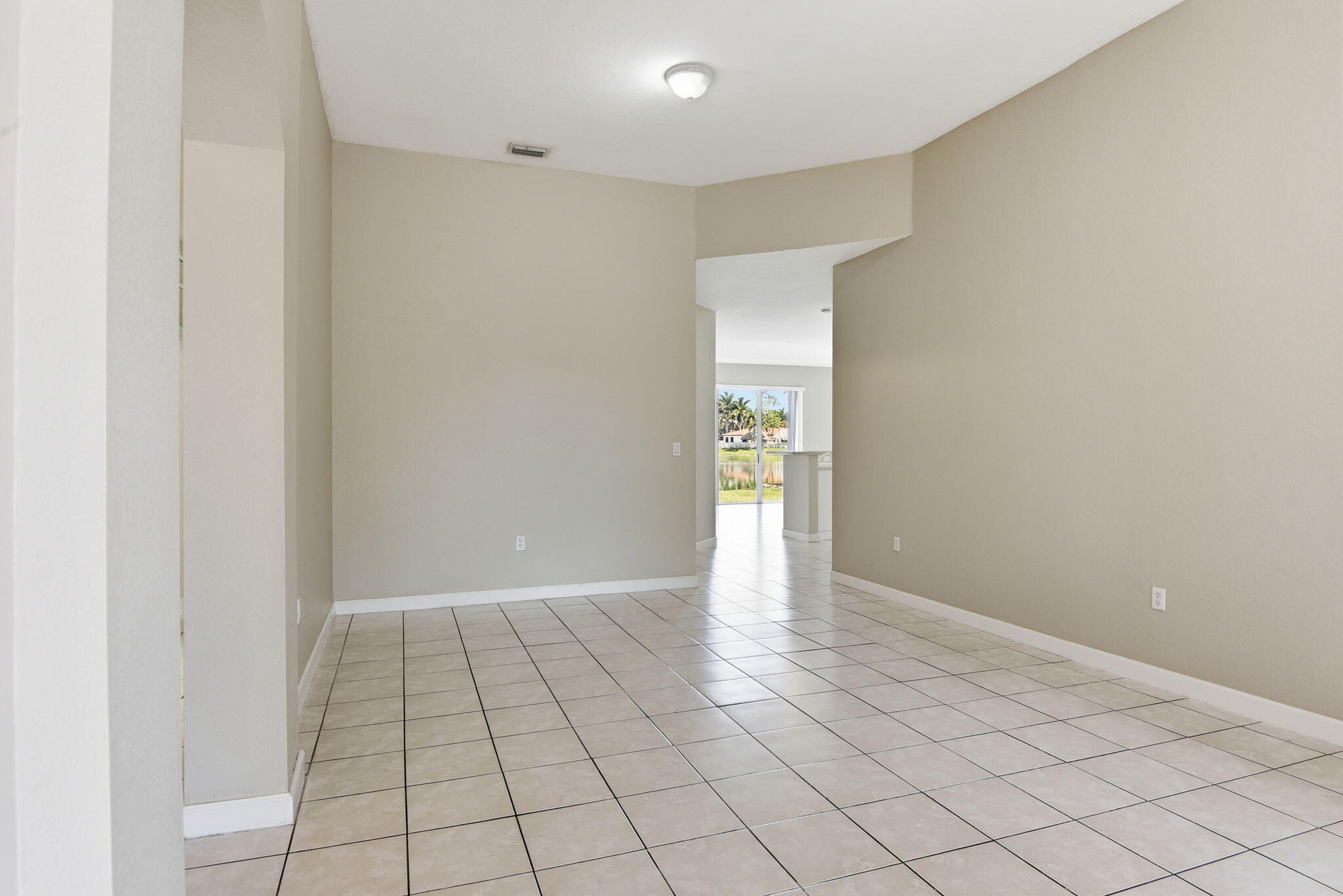 FLORIDIAN BAY ESTATES SOUTH - Residential